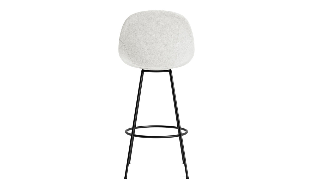 Mat Barstuhl 75 cm vollpolster schwarzes Stahl in Hallingdal 110 präsentiert im Onlineshop von KAQTU Design AG. Barstuhl ist von Normann Copenhagen