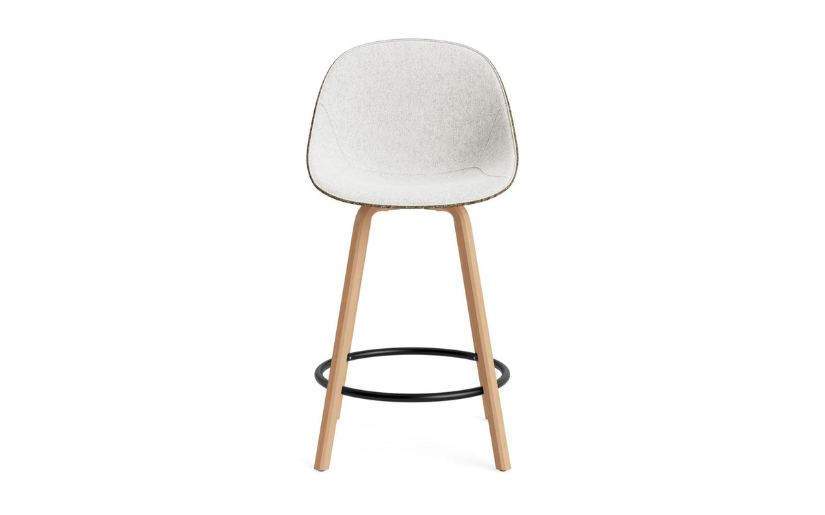 Mat Barstuhl 65 cm Frontpolster Seegras Buchenholz/schwarz in Hallingdal 110 präsentiert im Onlineshop von KAQTU Design AG. Barstuhl ist von Normann Copenhagen