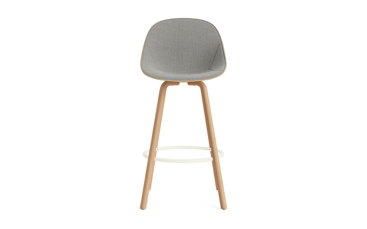 Mat Barstuhl 75 cm Frontpolster Hanffasern Buchenholz/creme in Remix 133 präsentiert im Onlineshop von KAQTU Design AG. Barstuhl ist von Normann Copenhagen