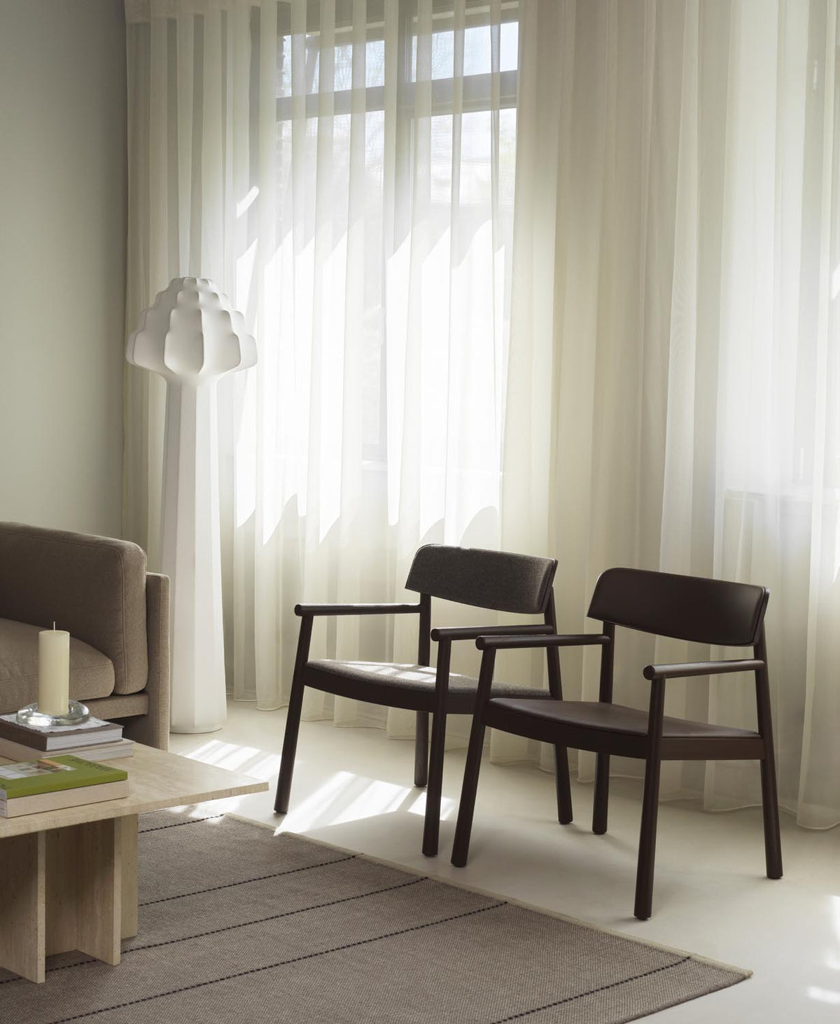 Timb Loungesessel Upholstery in Brown / Hallingdal 368 präsentiert im Onlineshop von KAQTU Design AG. Sessel ist von Normann Copenhagen