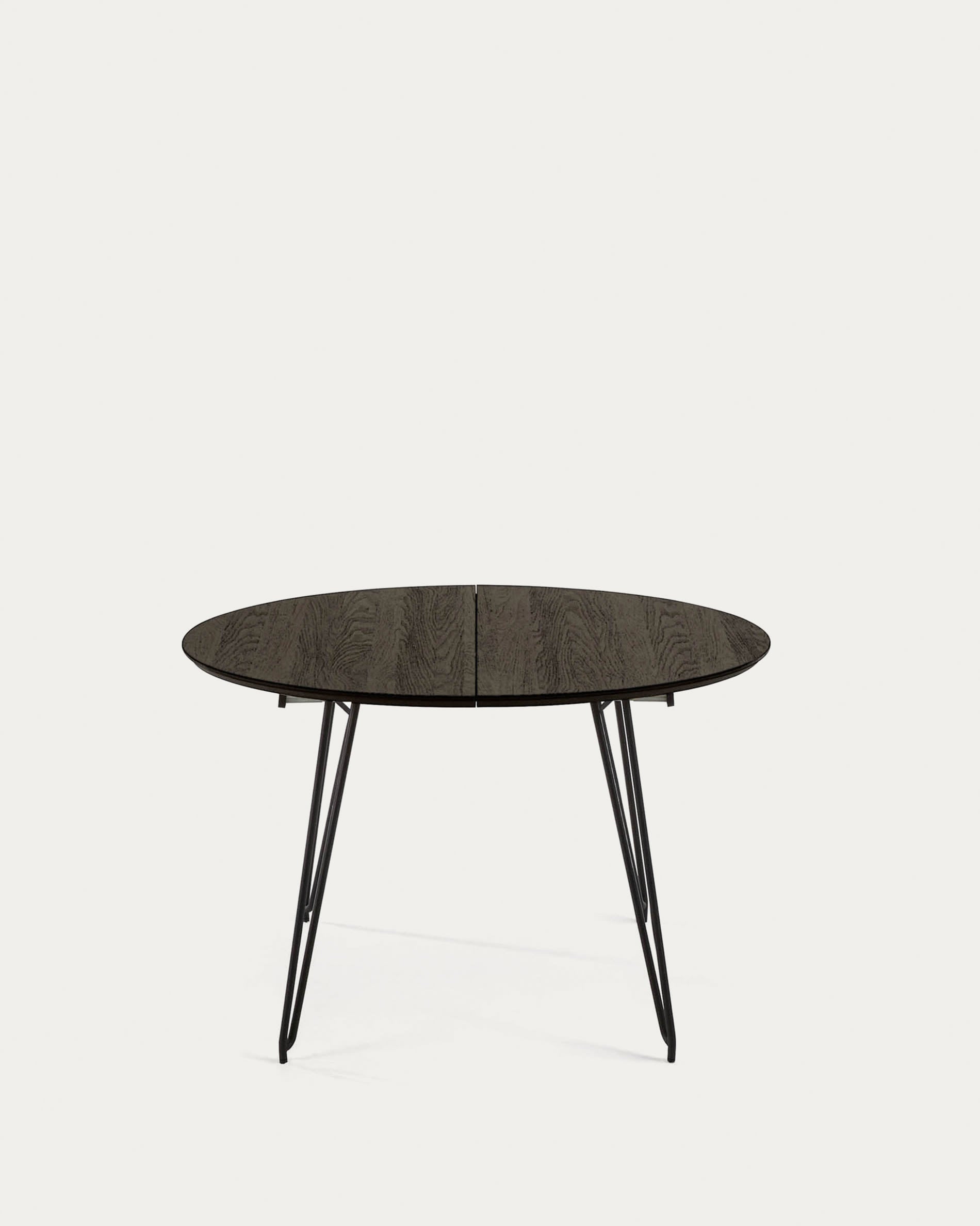 Moderner, runder Tisch Ø 120 cm, ausziehbar auf 200 cm. Robustes Eschenfurnier und stilvolle Stahlbeine für flexibles Essen und gemütliche Abende.