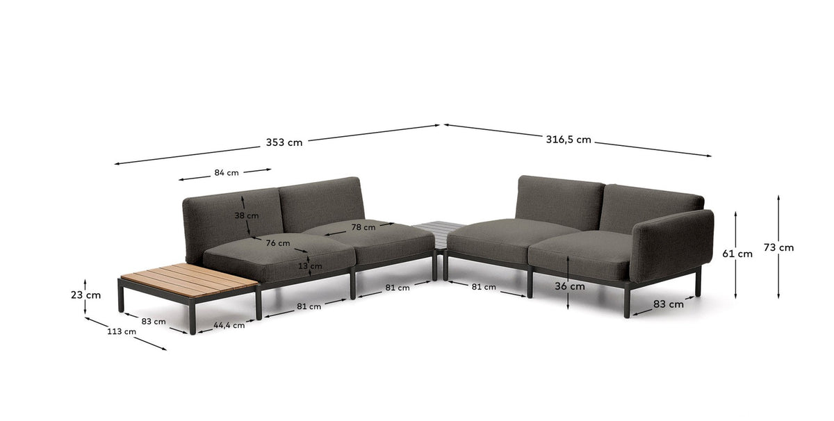 Modulares Outdoor-Ecksofa Sorells mit 4 Sitzplätzen mit grauer Polsterung und grauem Aluminium, mit Tisch aus Teakholz, 353 x 316,5 cm, FSC 100 % in Dunkelgrau, Graphit präsentiert im Onlineshop von KAQTU Design AG. Loungeset ist von Kave Home