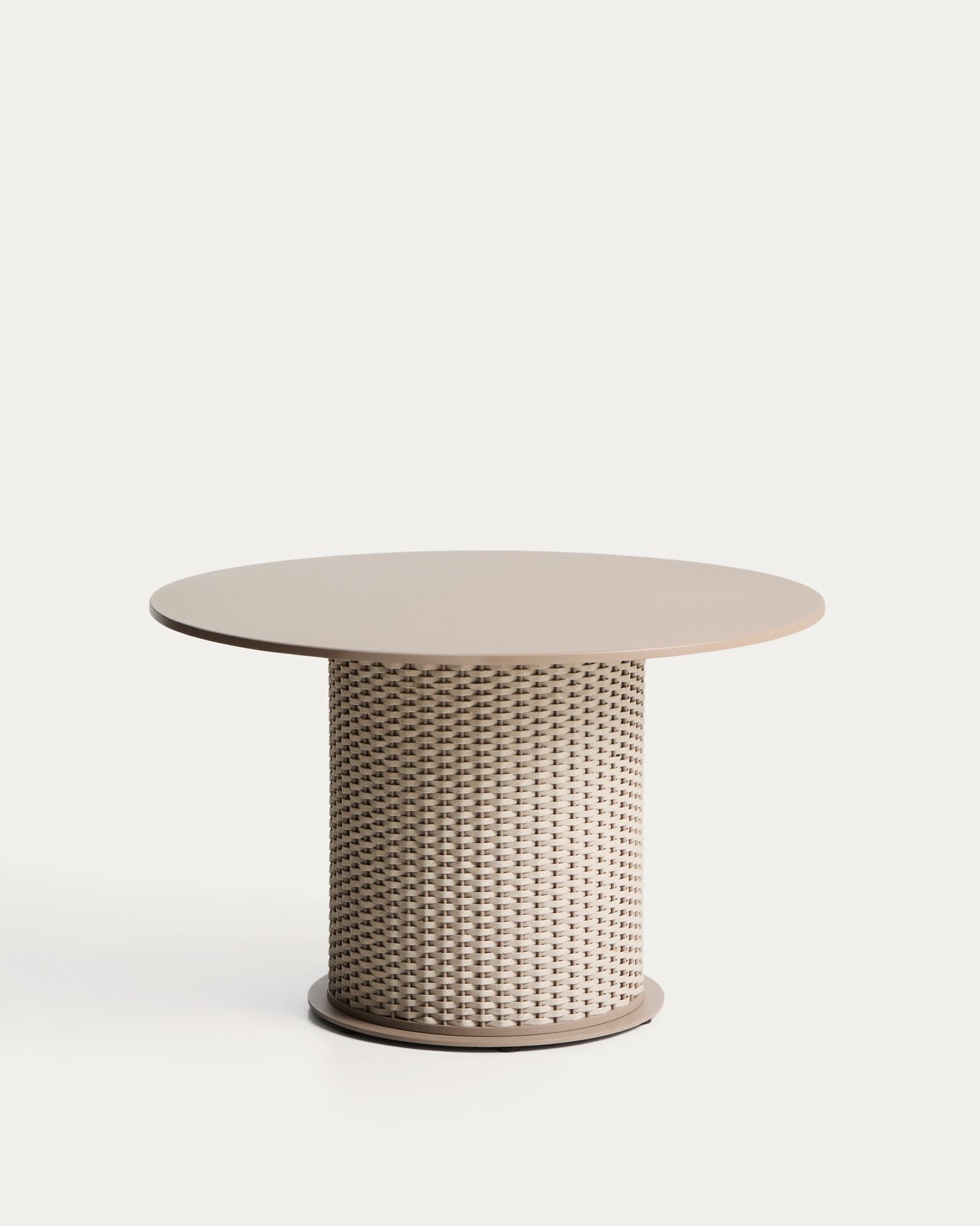 Outdoor-Tisch Sedalis aus Aluminium und Seil in Taupe, Ø 120 cm in Taupe präsentiert im Onlineshop von KAQTU Design AG. Gartentisch ist von Kave Home