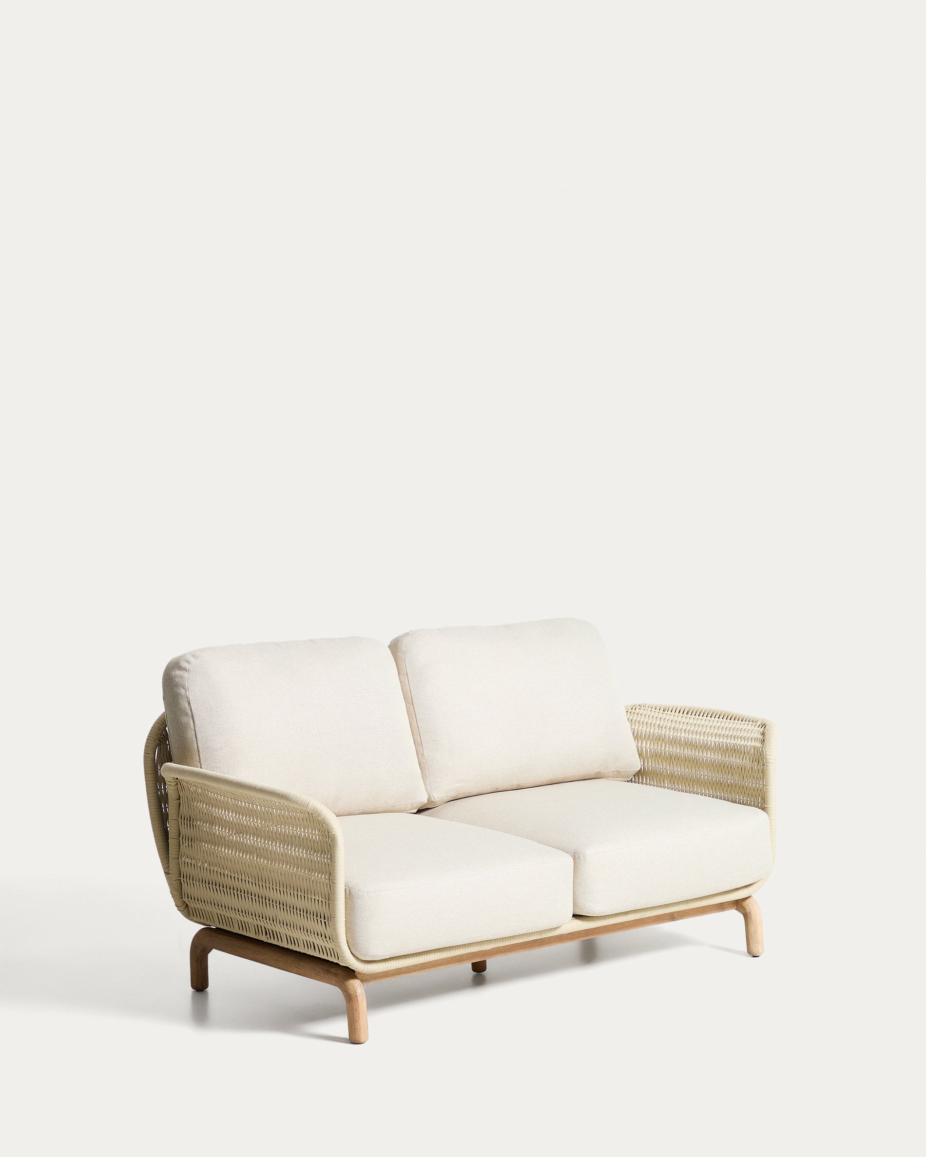 2-Sitzer-Sofa Alipa aus massivem Akazienholz und ecrufarbenem Seil, 165 cm in Ecru präsentiert im Onlineshop von KAQTU Design AG. Loungesofa ist von Kave Home