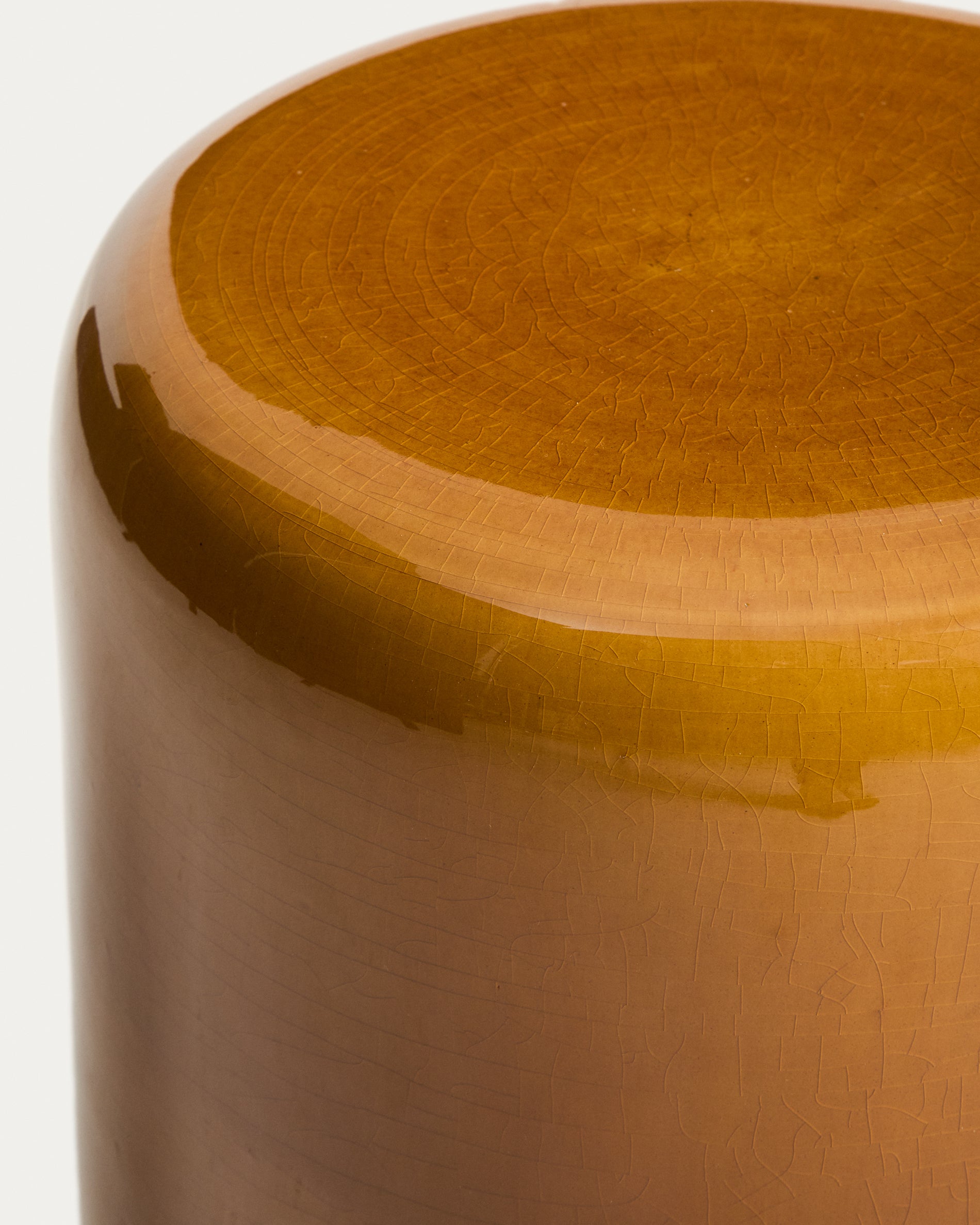 Outdoor-Beistelltisch Mesquida aus Keramik mit senfgelber Glasur, Ø 35 cm in Senfgelb präsentiert im Onlineshop von KAQTU Design AG. Beistelltisch Outdoor ist von Kave Home