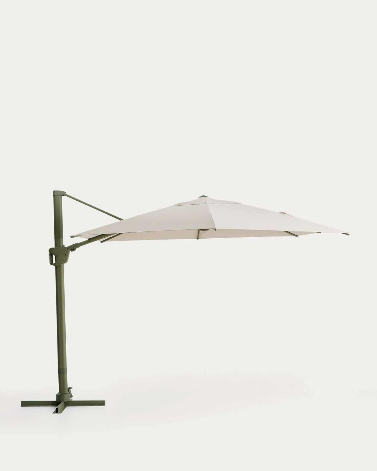 Exzentrischer Sonnenschirm Noli in Beige mit grünem Aluminiumgestell, 300 x 420 cm in Beige, Ecru, Grün präsentiert im Onlineshop von KAQTU Design AG. Sonnenschirm ist von Kave Home