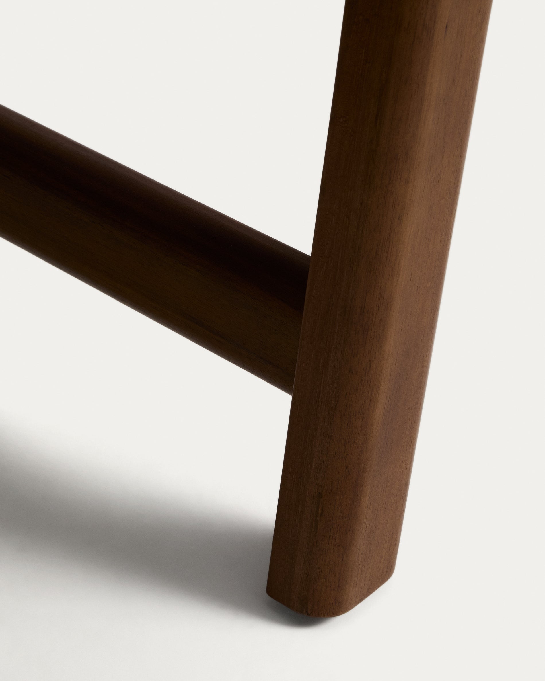 Outdoor-Tisch Itani aus massivem Akazienholz, 200 x 100 cm, FSC 100 % in Braun präsentiert im Onlineshop von KAQTU Design AG. Gartentisch ist von Kave Home