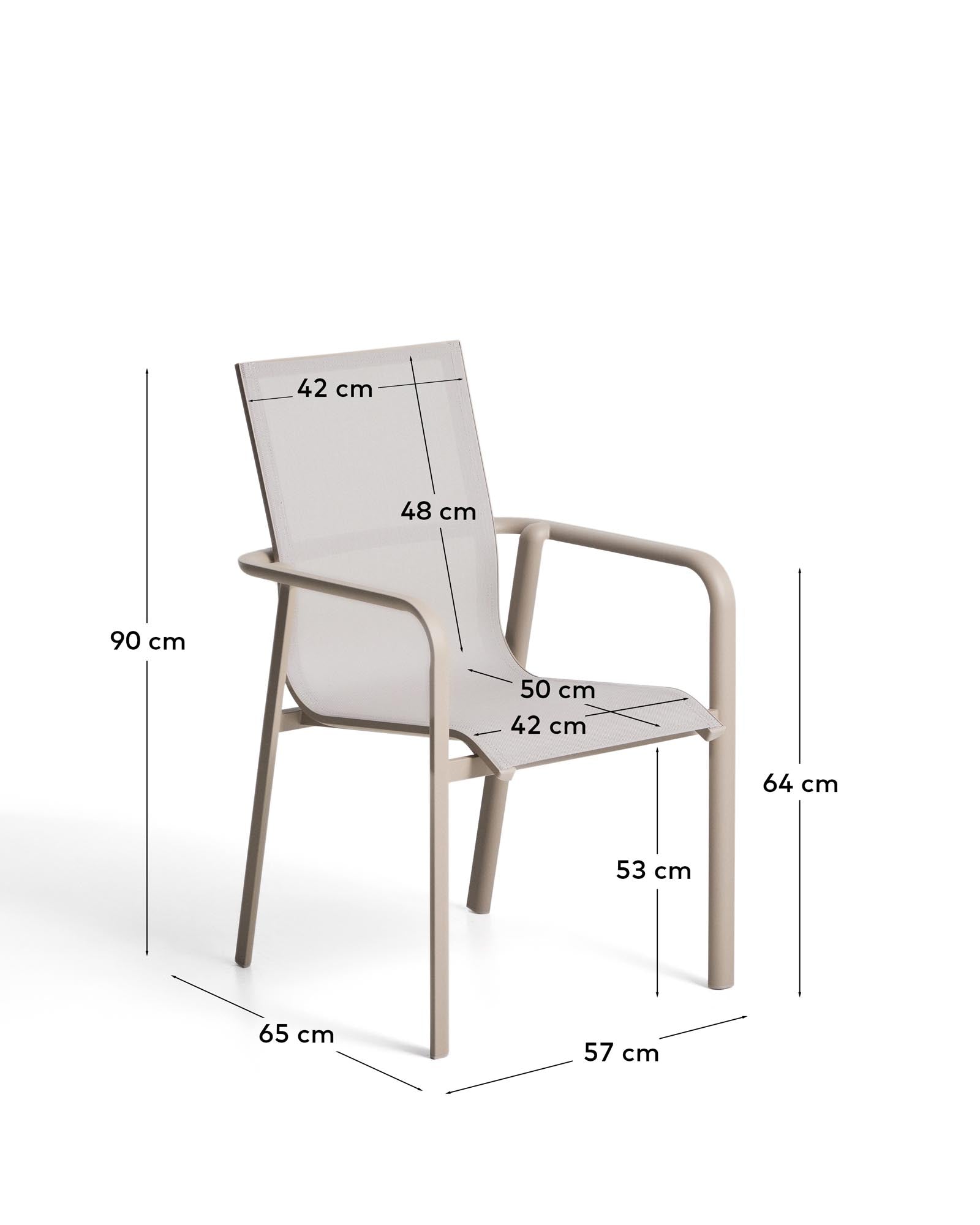 Stapelbarer Outdoor-Stuhl Canea aus beigem Texteline und Aluminium in Taupe in Taupe präsentiert im Onlineshop von KAQTU Design AG. Gartenstuhl mit Armlehnen ist von Kave Home
