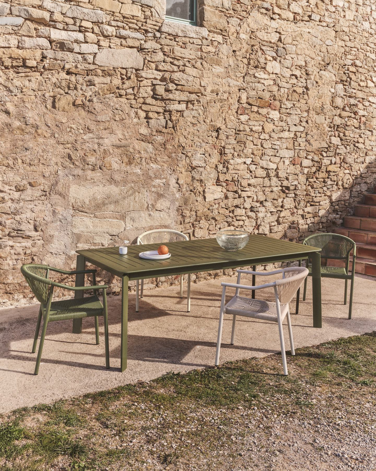 Ausziehbarer Aluminiumtisch Brela in Grün, 205 (287) x 100 cm in Grün, Hellgrün präsentiert im Onlineshop von KAQTU Design AG. Gartentisch ist von Kave Home