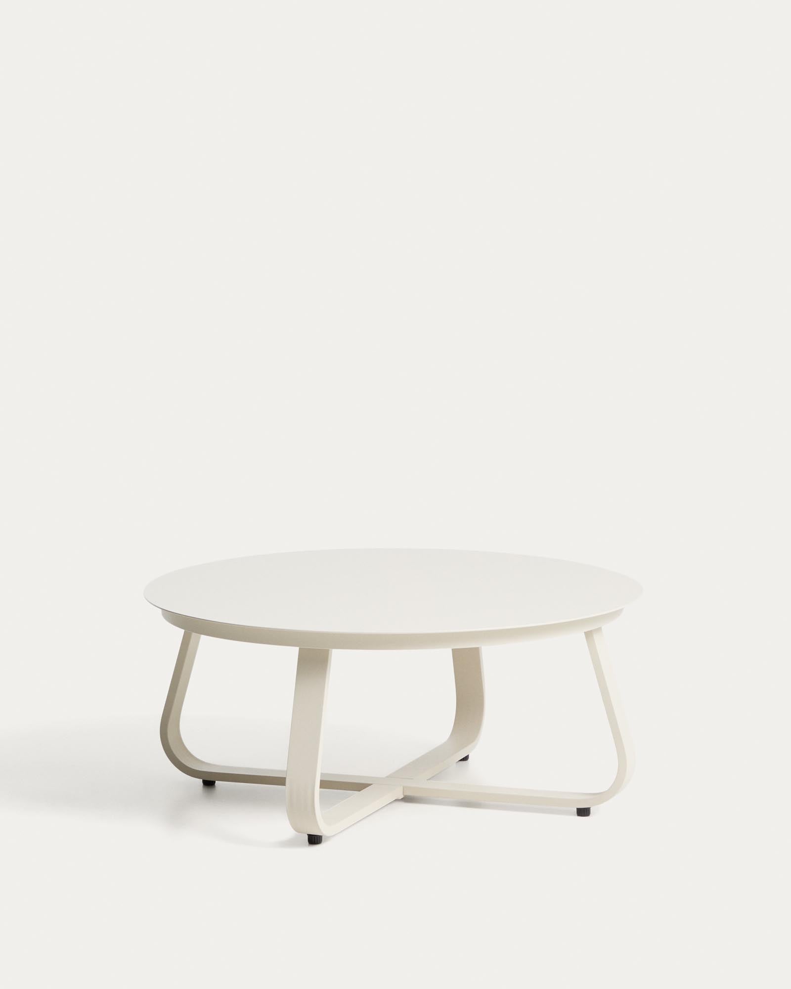 Outdoor Couchtisch Tamaris aus ecrufarbenem Aluminium Ø 80 cm in Ecru präsentiert im Onlineshop von KAQTU Design AG. Loungetisch ist von Kave Home