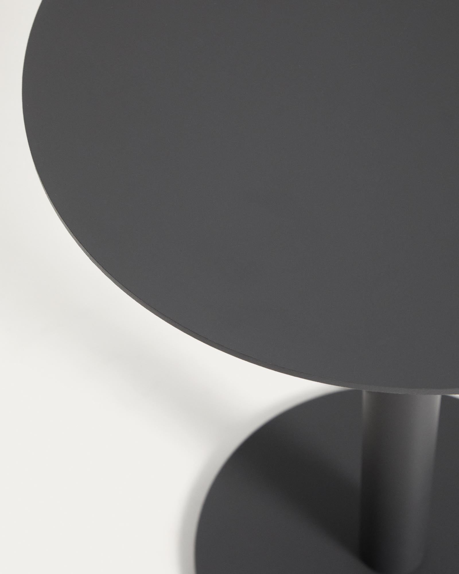 Moderner Beistelltisch Asinara aus langlebigem graphitgrauem Aluminium, Ø 40 cm, perfekt für den Außenbereich und vielseitig einsetzbar.