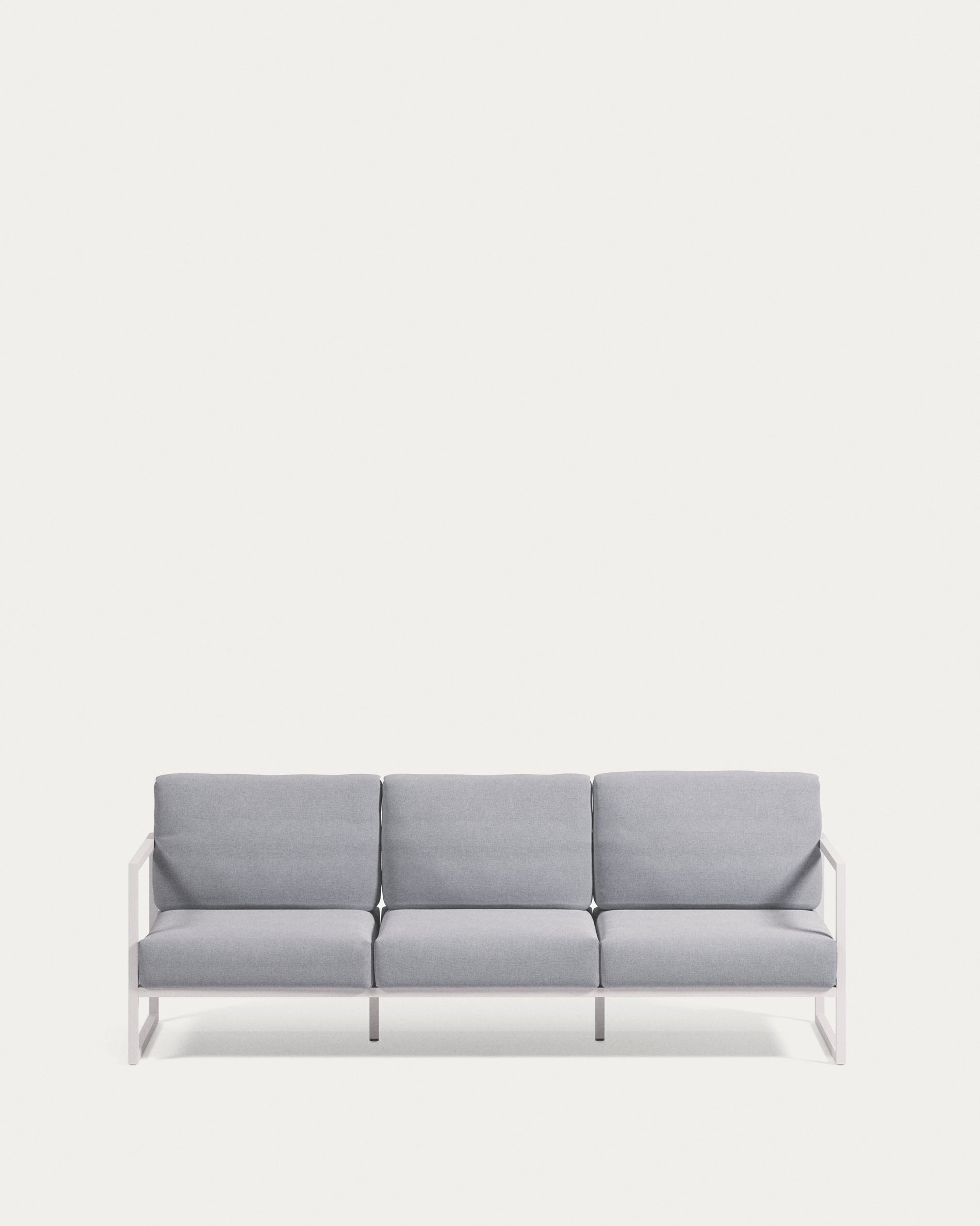 Comova 3-Sitzer-Sofa 100% outdoor blau und Aluminium weiß 222 cm in Blau präsentiert im Onlineshop von KAQTU Design AG. Loungesofa ist von Kave Home