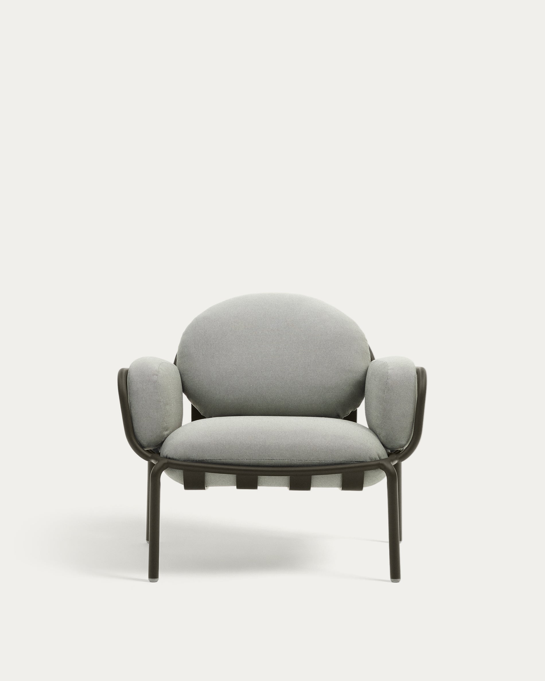 Outdoor-Sessel Joncols mit Bezug in Grau aus Aluminium mit grün lackiertem Finish in Grau präsentiert im Onlineshop von KAQTU Design AG. Outdoor-Sessel ist von Kave Home