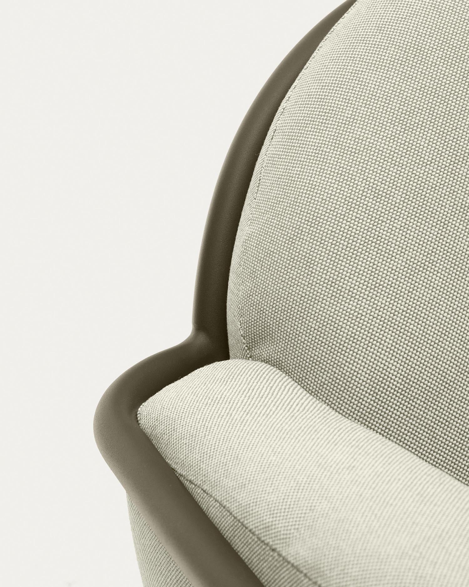 Elegantes 2-Sitzer-Gartensofa aus robustem Aluminium in frischem Grün, ideal für stilvolle Entspannung im Freien.