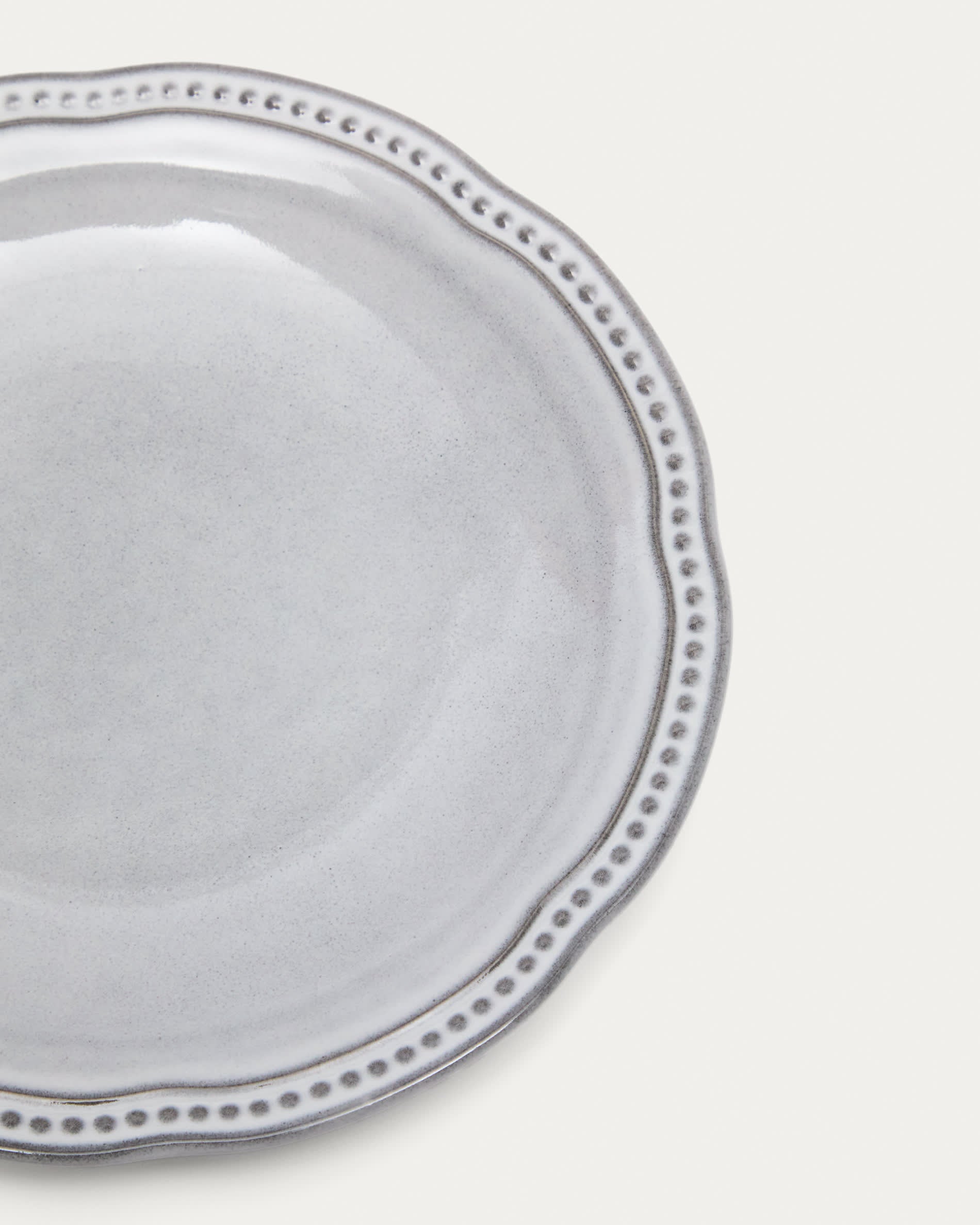 Eleganter Dovec Keramik-Dessertteller in beruhigendem Blau von Kave Home, ideal für stilvolle Anlässe und tägliche Genüsse.