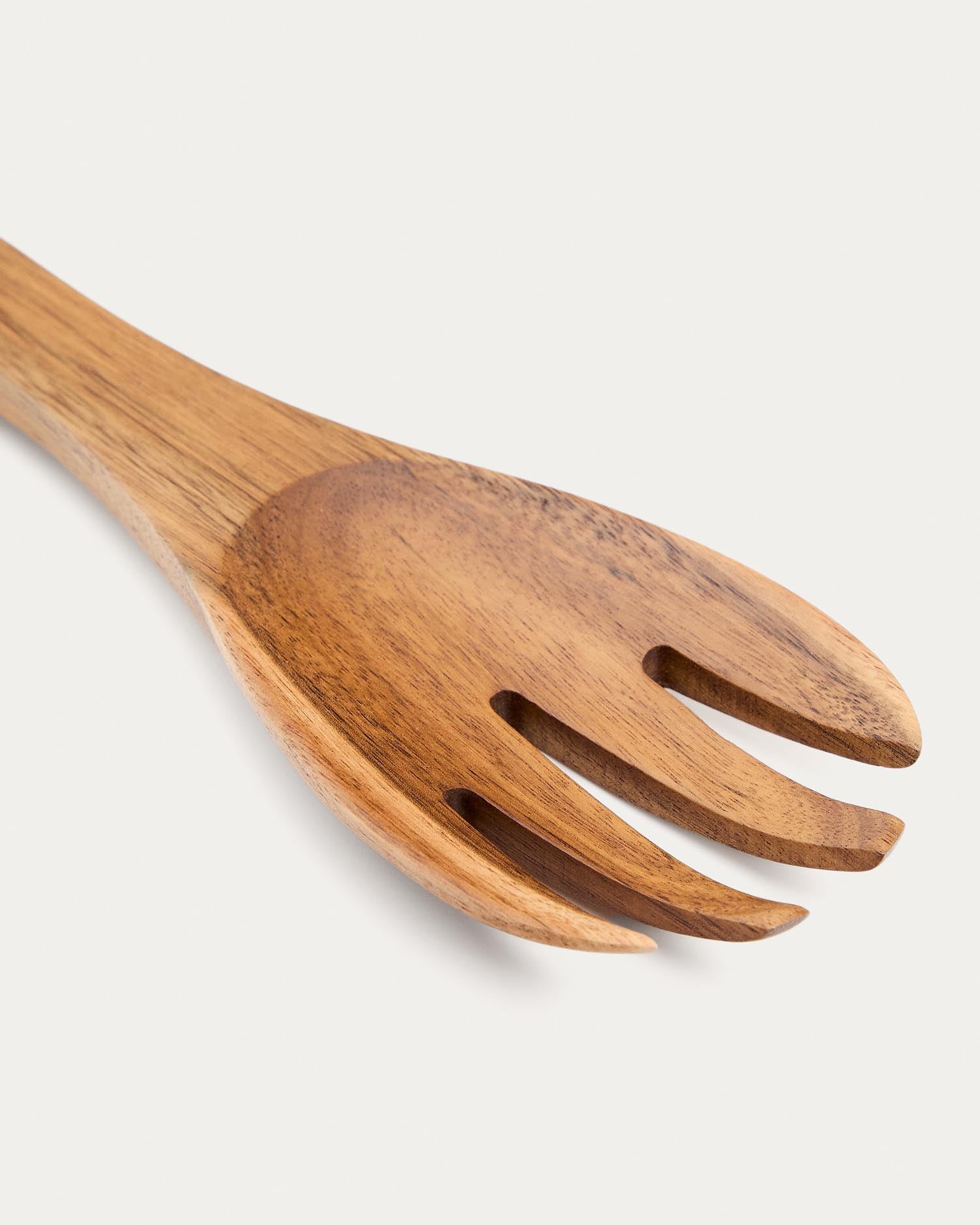 Küchenutensil Zairin aus Akazienholz FSC 100 % und Metall in Natur präsentiert im Onlineshop von KAQTU Design AG. Salatzubehör ist von Kave Home
