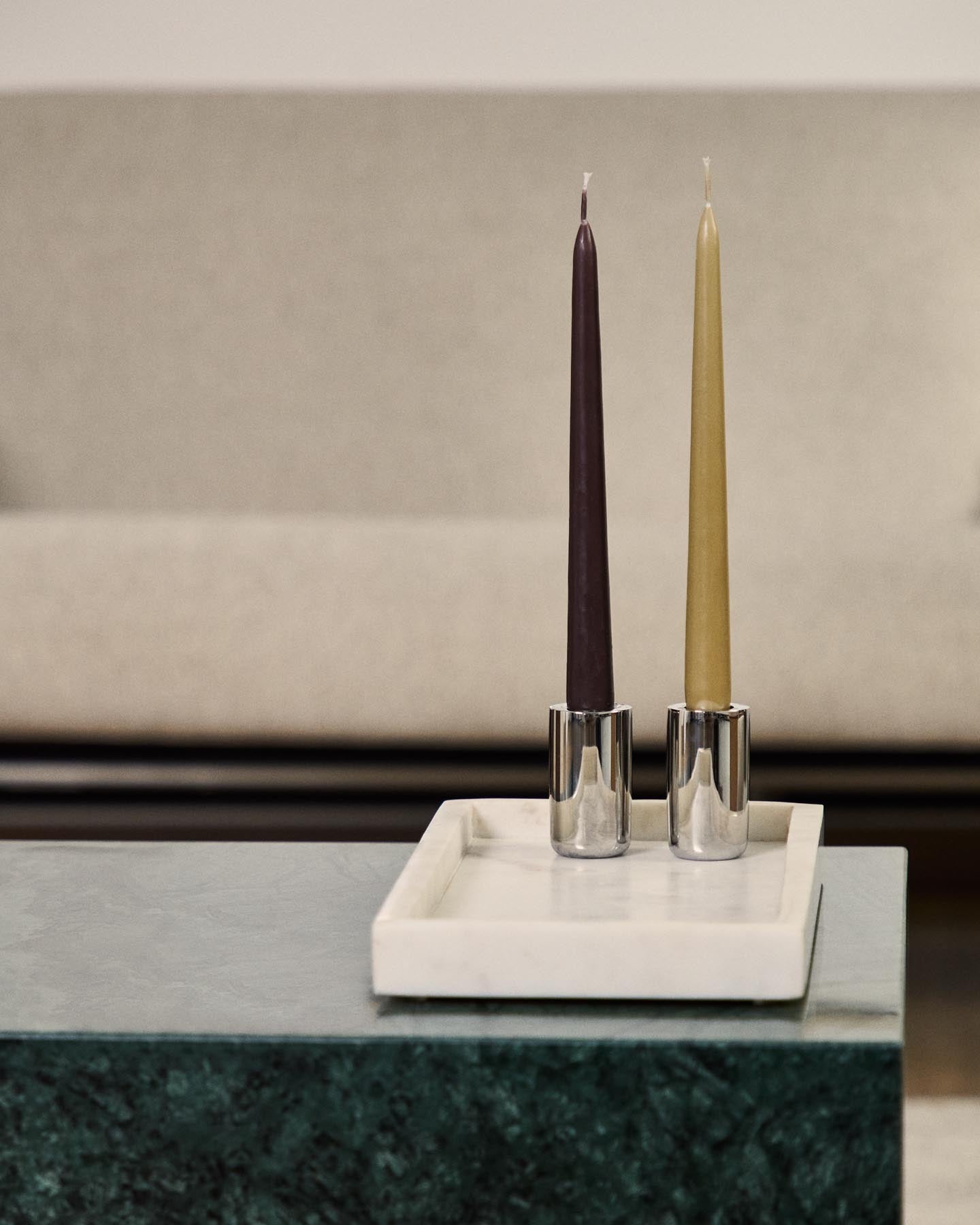 Tablett Serela aus weißem Marmor 35 x 18 cm in Weiß präsentiert im Onlineshop von KAQTU Design AG. Tablett ist von Kave Home