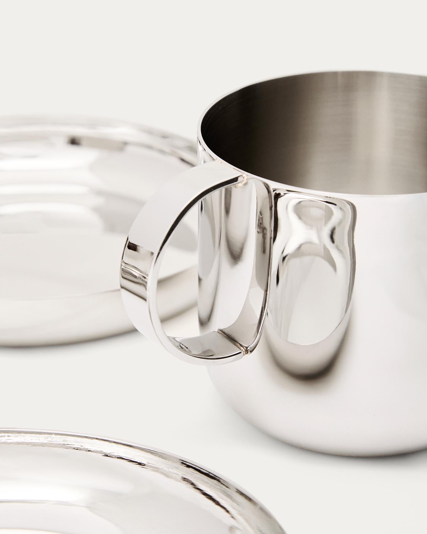 Set Nirela aus 2 Edelstahl-Tassen in Silber präsentiert im Onlineshop von KAQTU Design AG. Tasse ist von Kave Home