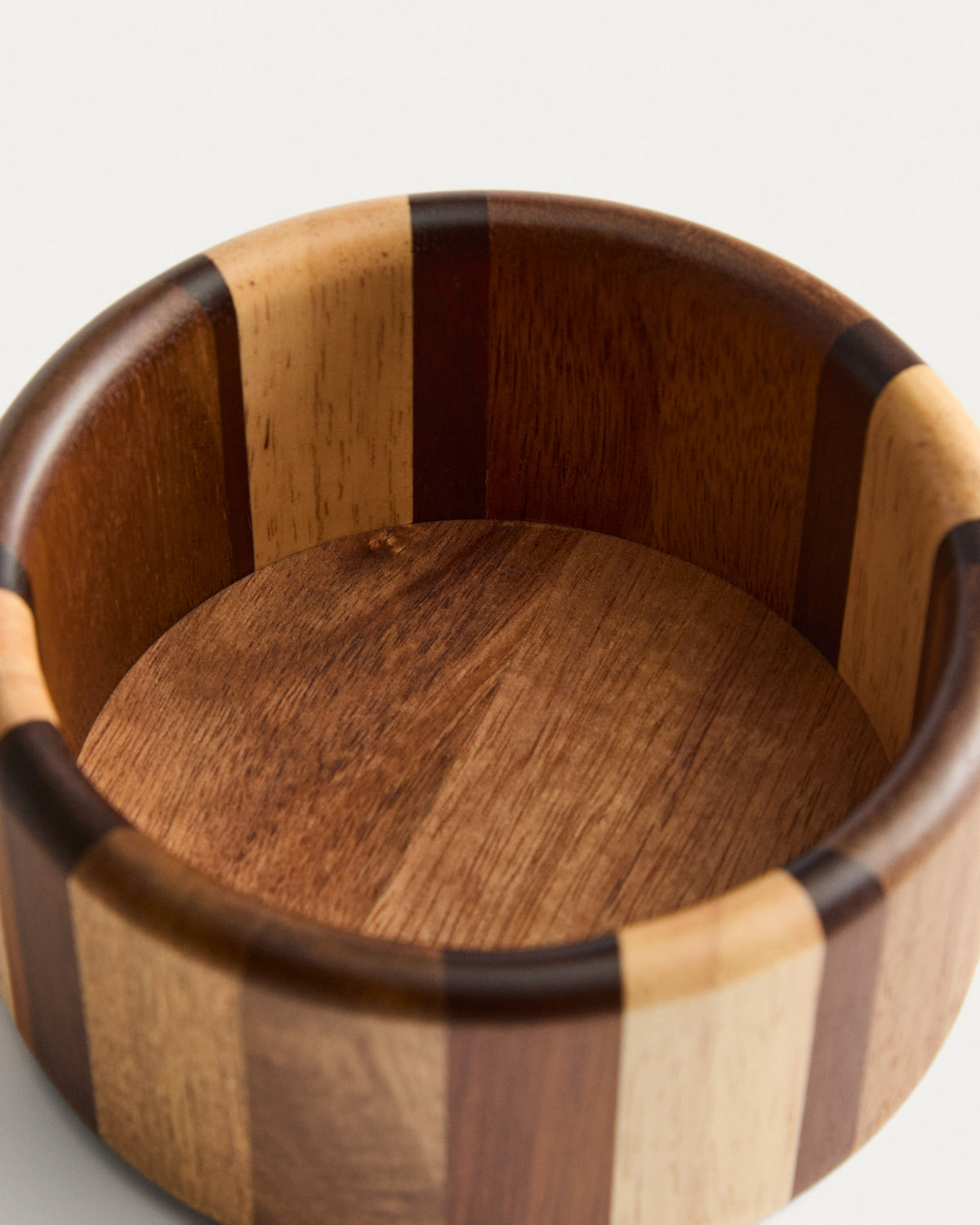 Schale Nover aus Akazienholz, FSC 100 % in Natur präsentiert im Onlineshop von KAQTU Design AG. Schale ist von Kave Home