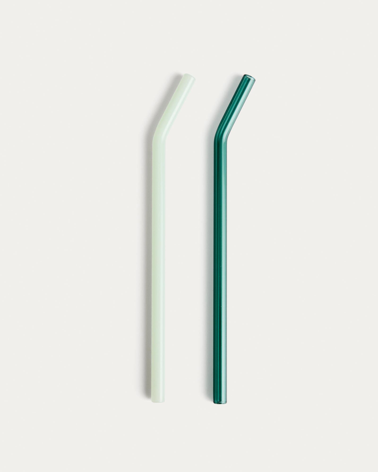 Set Micla mit 6 Trinkhalmen aus Glas, 10,5 cm in Grün präsentiert im Onlineshop von KAQTU Design AG. Trinkhalme ist von Kave Home