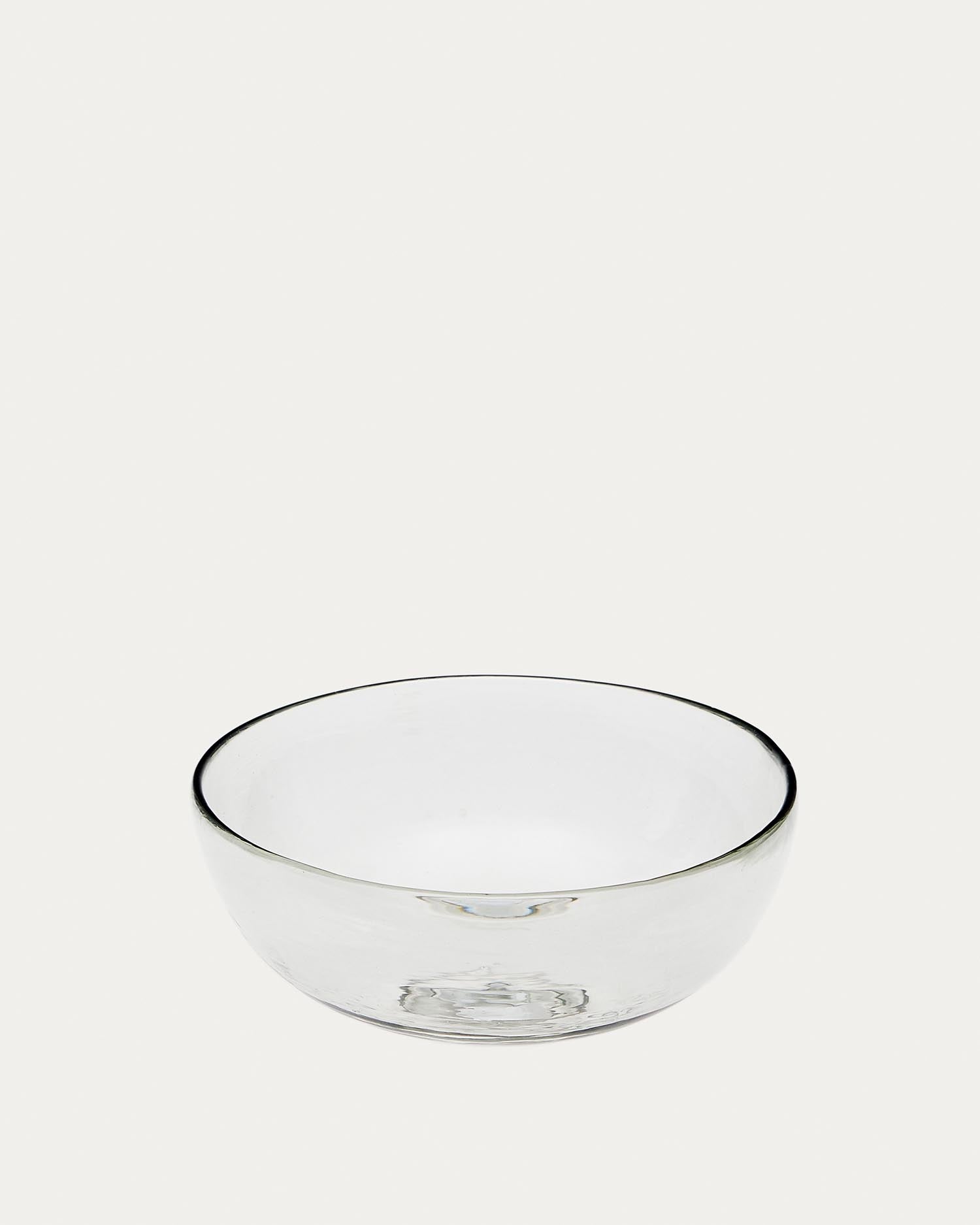 Die Silitia Schale gross aus Recyclingglas vereint Nachhaltigkeit und Stil. Ideal als dekoratives und funktionales Accessoire.