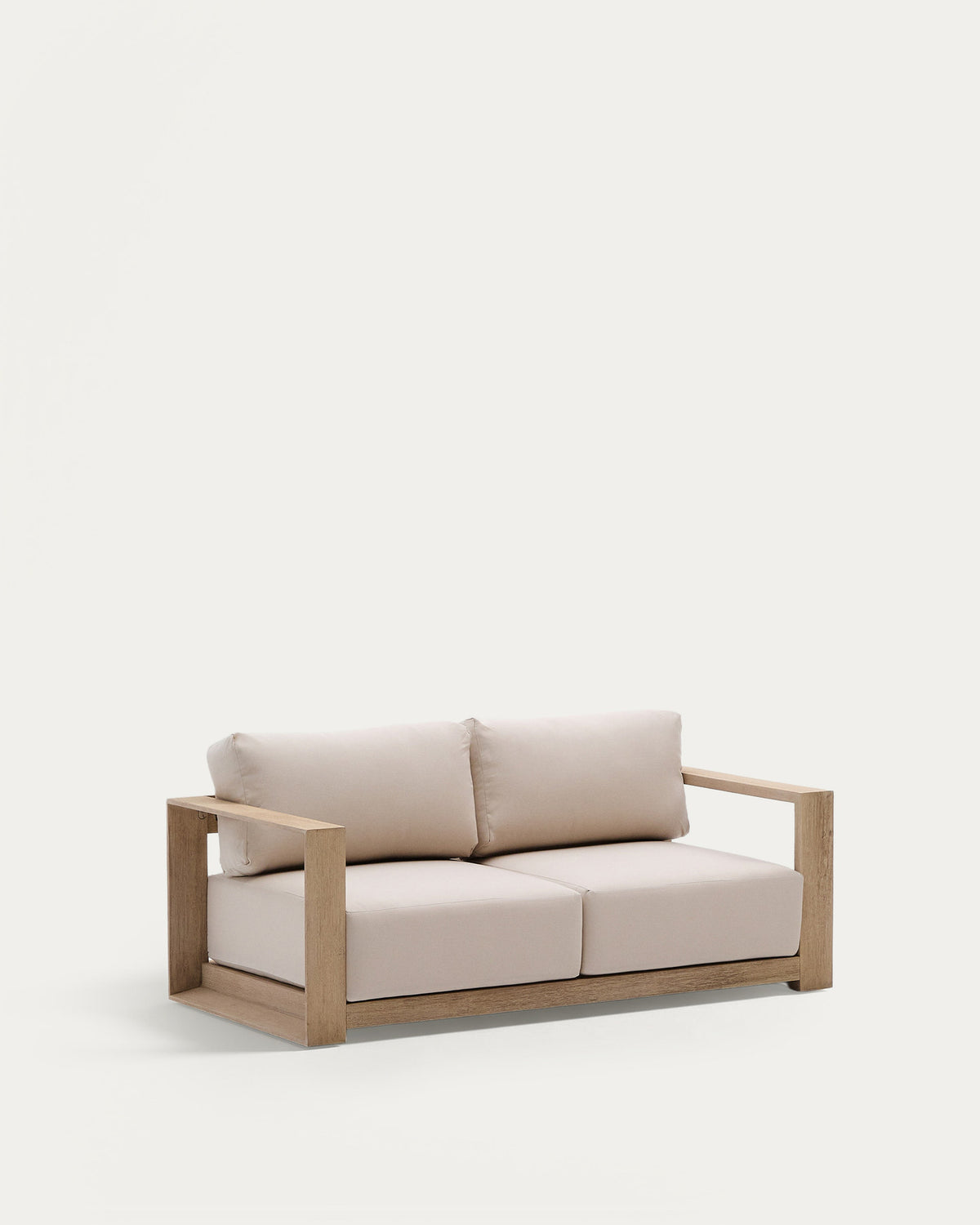 2-Sitzer-Sofa Ambra aus massivem Akazienholz mit hellem Finish 174 cm FSC 100% in Beige präsentiert im Onlineshop von KAQTU Design AG. Lounge Sofa ist von Kave Home