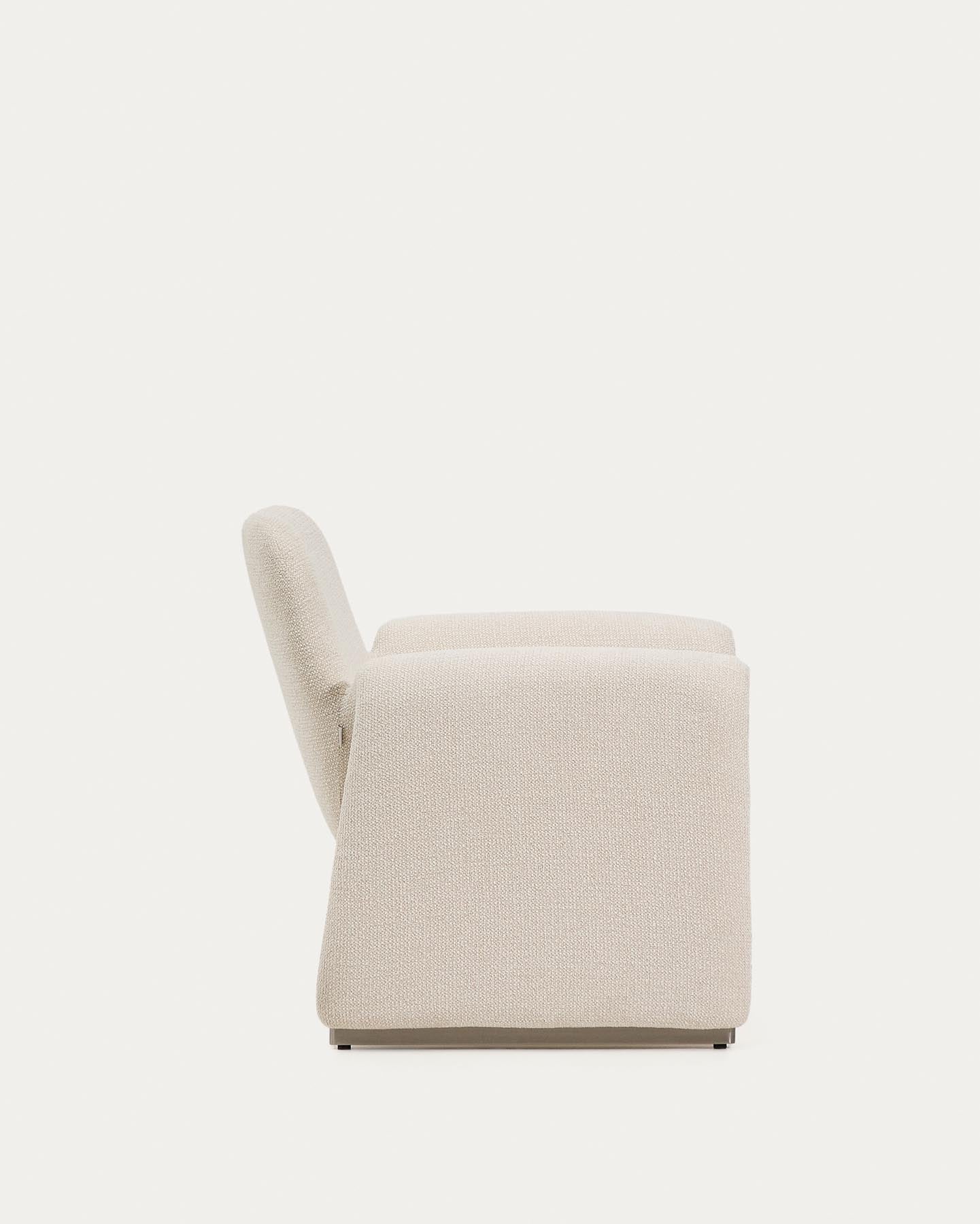 Sessel Melvia mit beiger Chenille in Beige präsentiert im Onlineshop von KAQTU Design AG. Sessel ist von Kave Home
