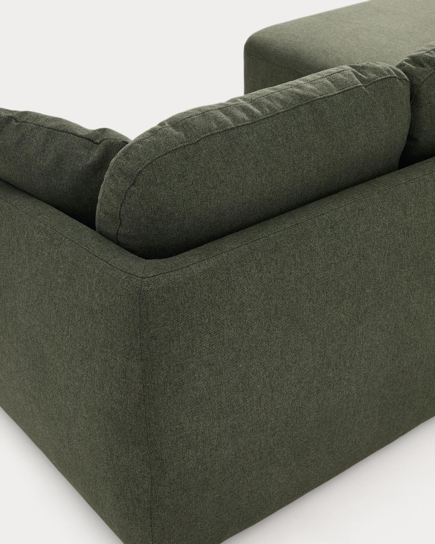 3-Sitzer-Bettsofa Laira in dunkelgrüner Chenille und Chaiselongue rechts, 246 cm, FSC Mix Credit in Dunkelgrün präsentiert im Onlineshop von KAQTU Design AG. Bettsofa ist von Kave Home