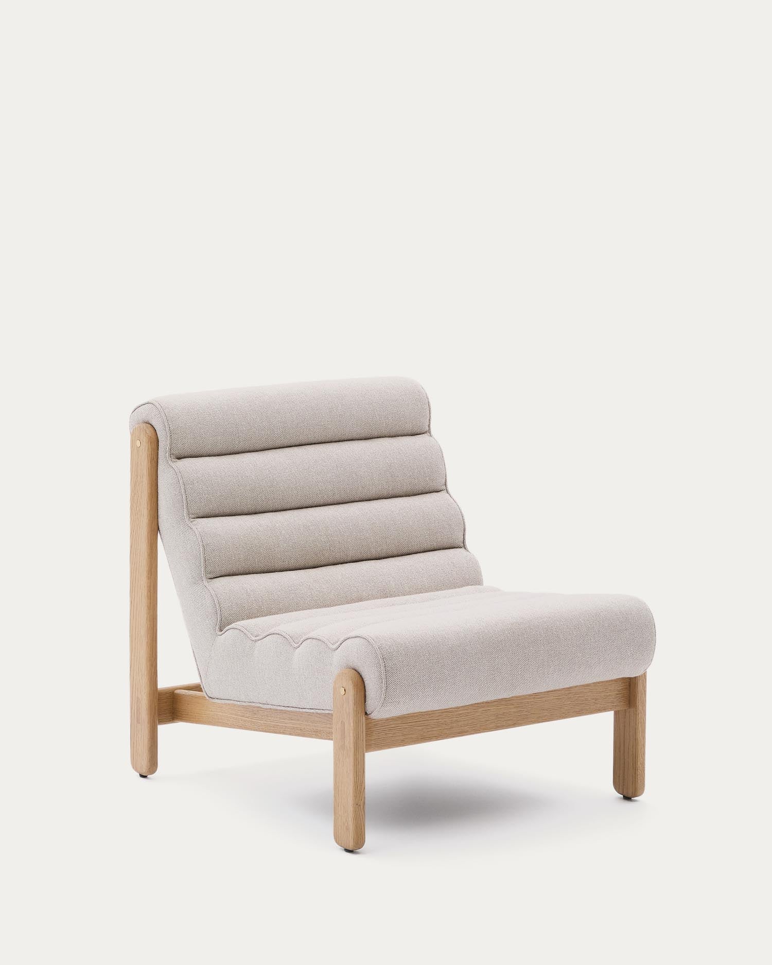 Sessel Magira in Beige aus massivem Eichenholz mit Finish in natürlichem Farbton in Beige präsentiert im Onlineshop von KAQTU Design AG. Sessel ist von Kave Home