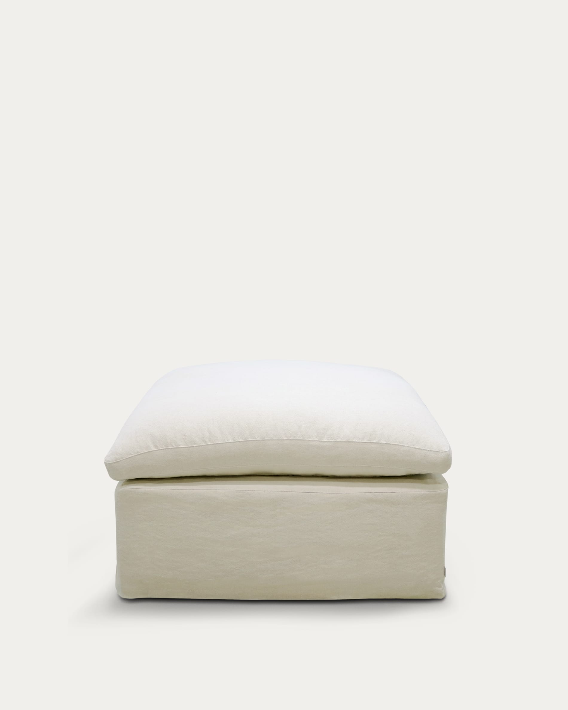 Zenira Fusshockerbezug 90x90 cm, beige, aus Baumwolle und Leinen von Kave Home, perfekt für stilvolle Wohnräume.