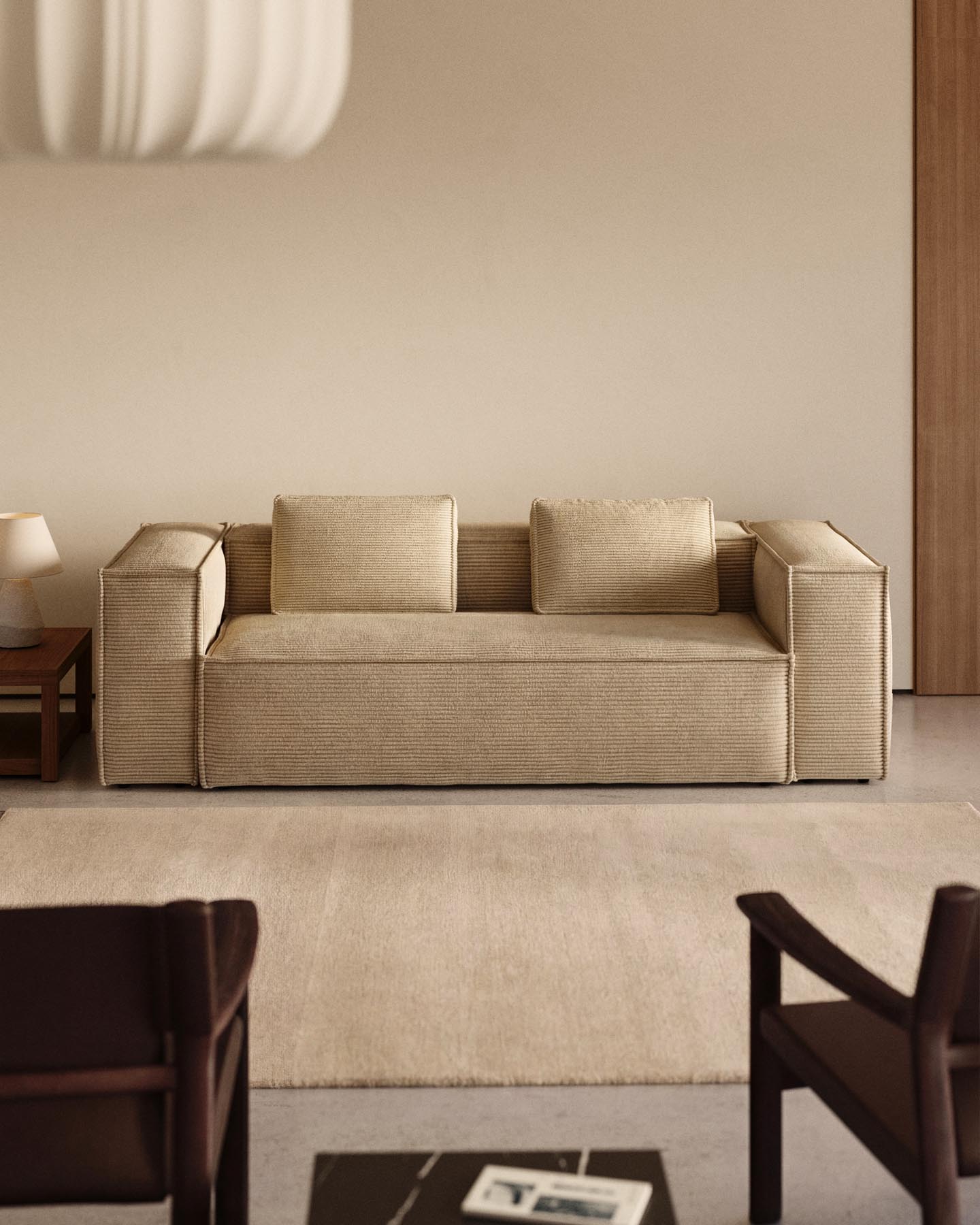 3-Sitzer-Sofa Blok schwer entflammbar mit dickem Cord in Ecru 240 cm FSC Mix Credit in Ecru präsentiert im Onlineshop von KAQTU Design AG. 3er Sofa ist von Kave Home