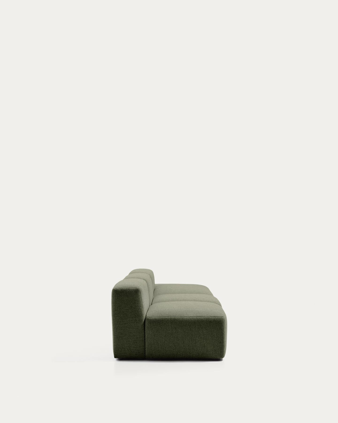3-Sitzer-Sofa Blok mit Randmodul rechts in moosgrüner Chenille, 325 cm, FSC Mix Credit in Grün präsentiert im Onlineshop von KAQTU Design AG. 3er Sofa ist von Kave Home
