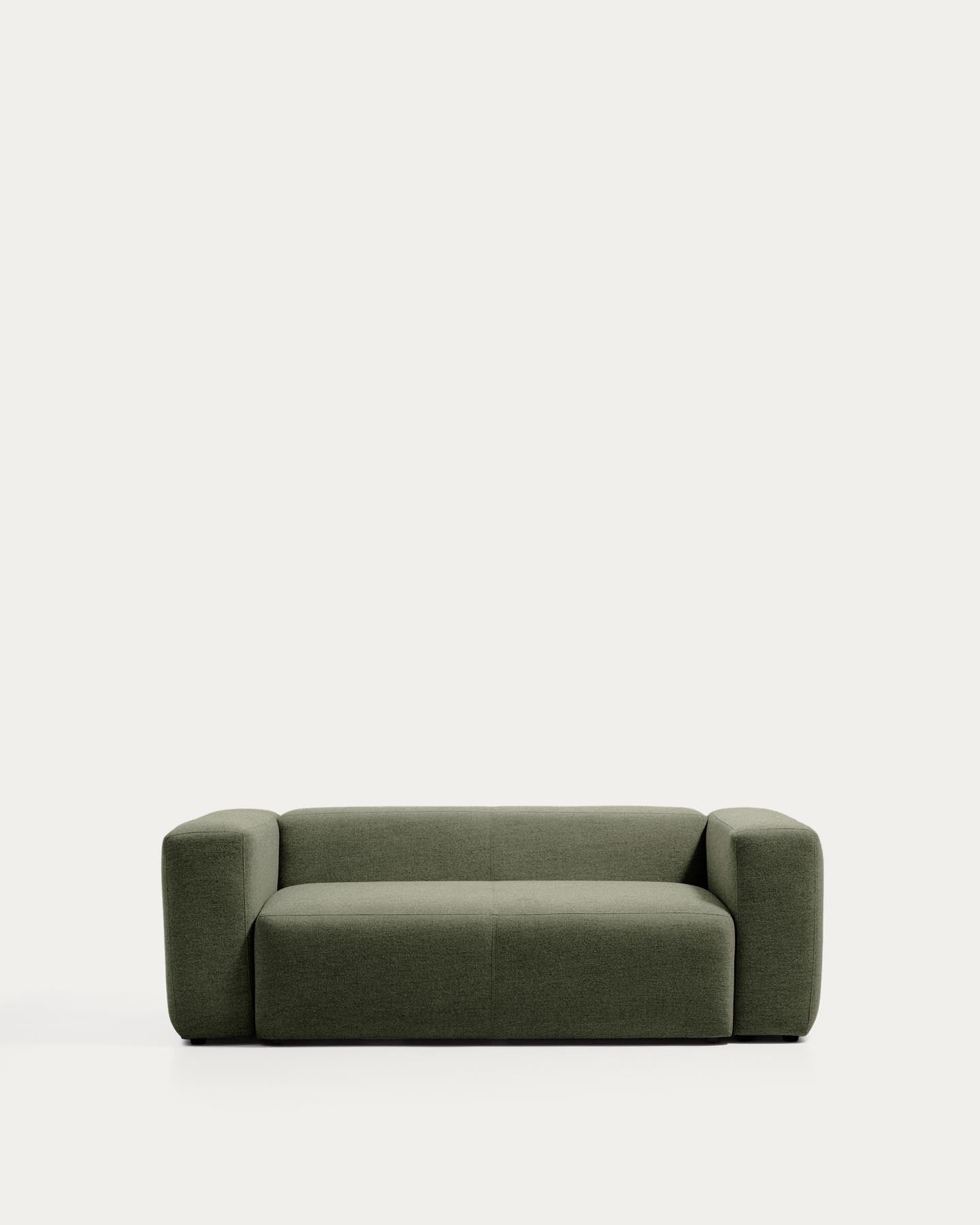 2-Sitzer-Sofa Blok in moosgrüner Chenille, 210 cm, FSC Mix Credit in Grün präsentiert im Onlineshop von KAQTU Design AG. 2er Sofa ist von Kave Home