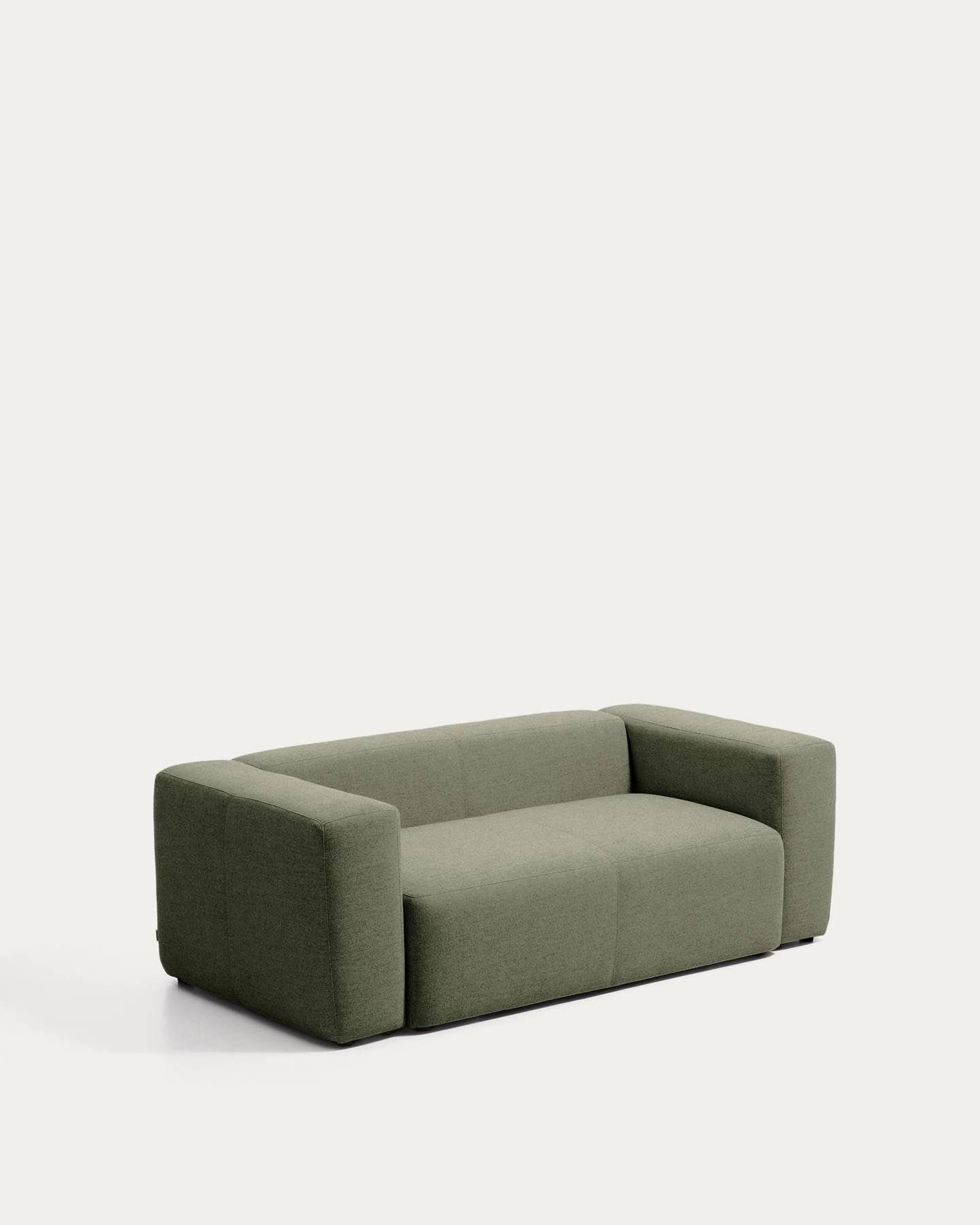 2-Sitzer-Sofa Blok in moosgrüner Chenille, 210 cm, FSC Mix Credit in Grün präsentiert im Onlineshop von KAQTU Design AG. 2er Sofa ist von Kave Home