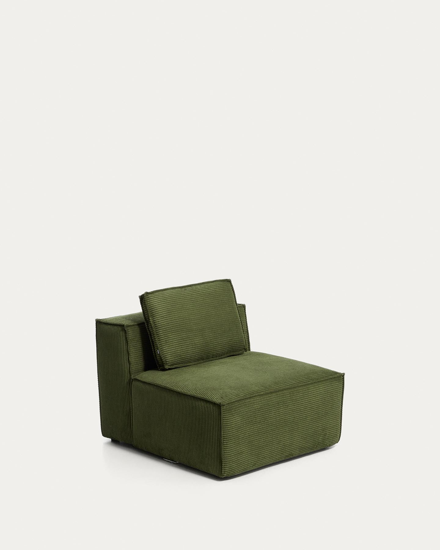 Sessel Blok mit grobem grünem Cord 90 cm FSC Mix Credit in Grün präsentiert im Onlineshop von KAQTU Design AG. Pouf ist von Kave Home