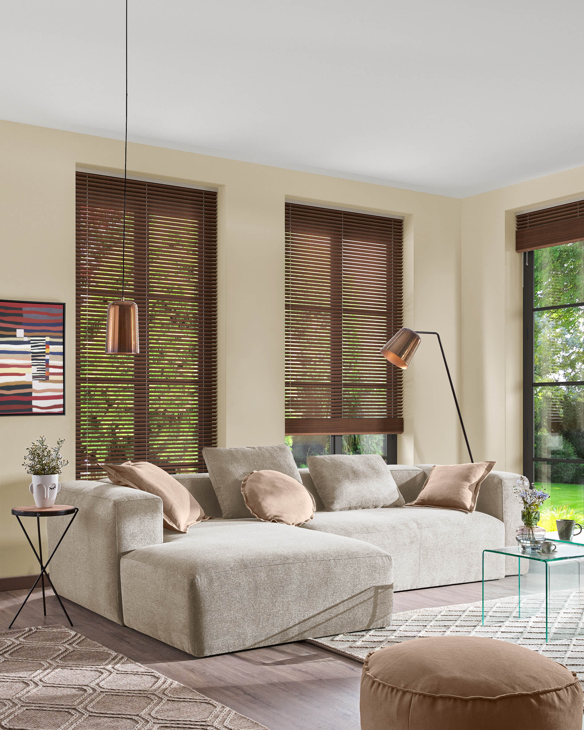 Modernes 4-Sitzer Sofa mit linker Chaiselongue, beige, 330 cm, FSC-zertifiziert, von Kave Home, stilvoll und nachhaltig.