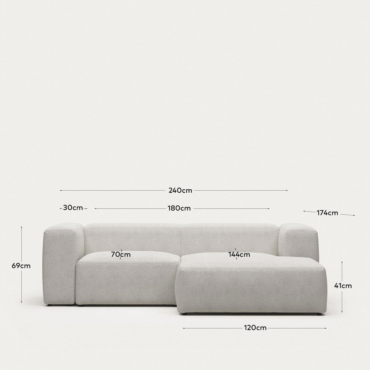 2-Sitzer-Sofa Blok mit Chaiselongue rechts, schwer entflammbar mit weissem Lammfellimitat, 240 cm, FSC Mix Credit in Natur präsentiert im Onlineshop von KAQTU Design AG. 2er Sofa ist von Kave Home