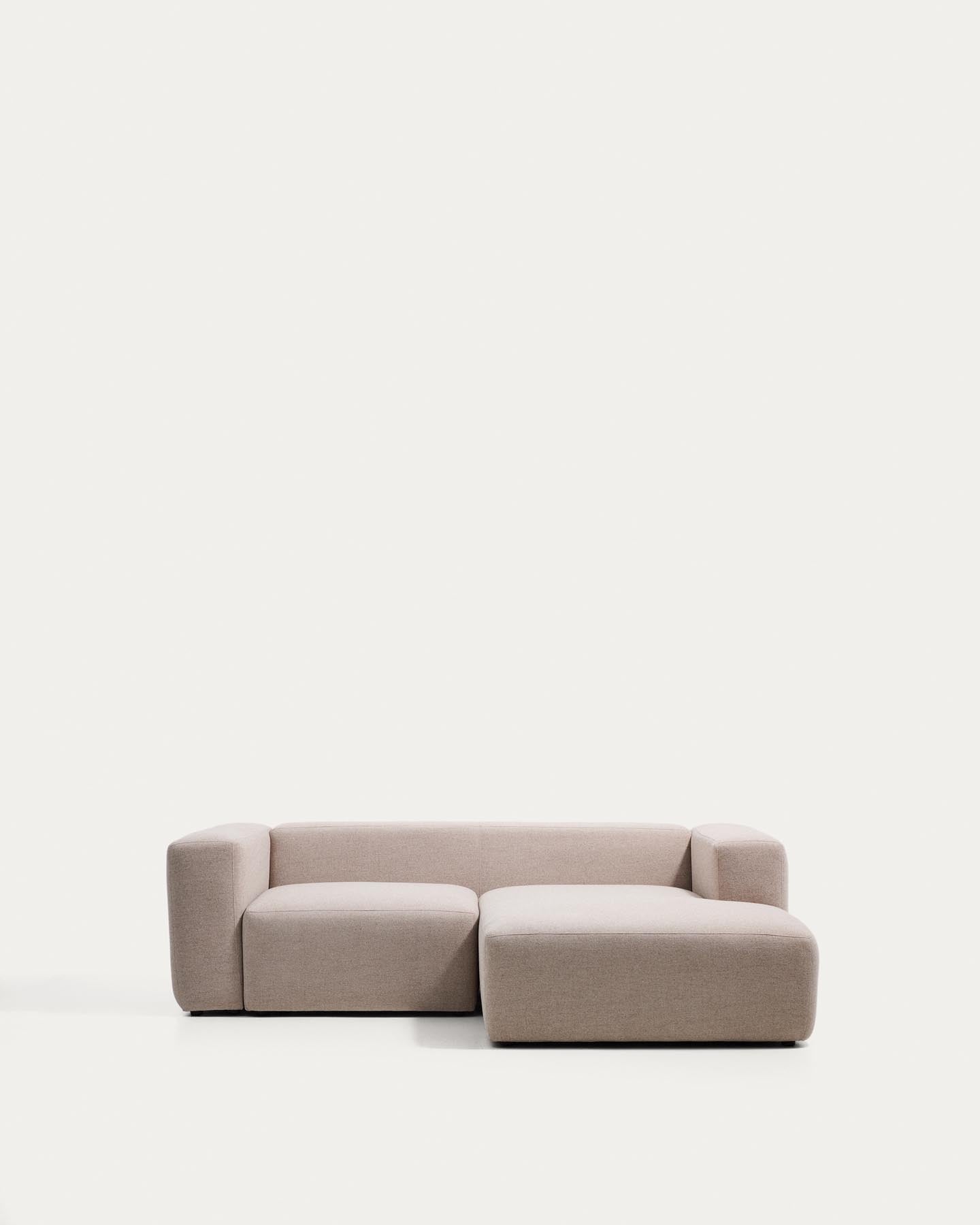 2-Sitzer-Sofa Blok mit Chaiselongue rechts in beiger Chenille, 240 cm, FSC Mix Credit in Beige präsentiert im Onlineshop von KAQTU Design AG. L-Sofa rechts ist von Kave Home