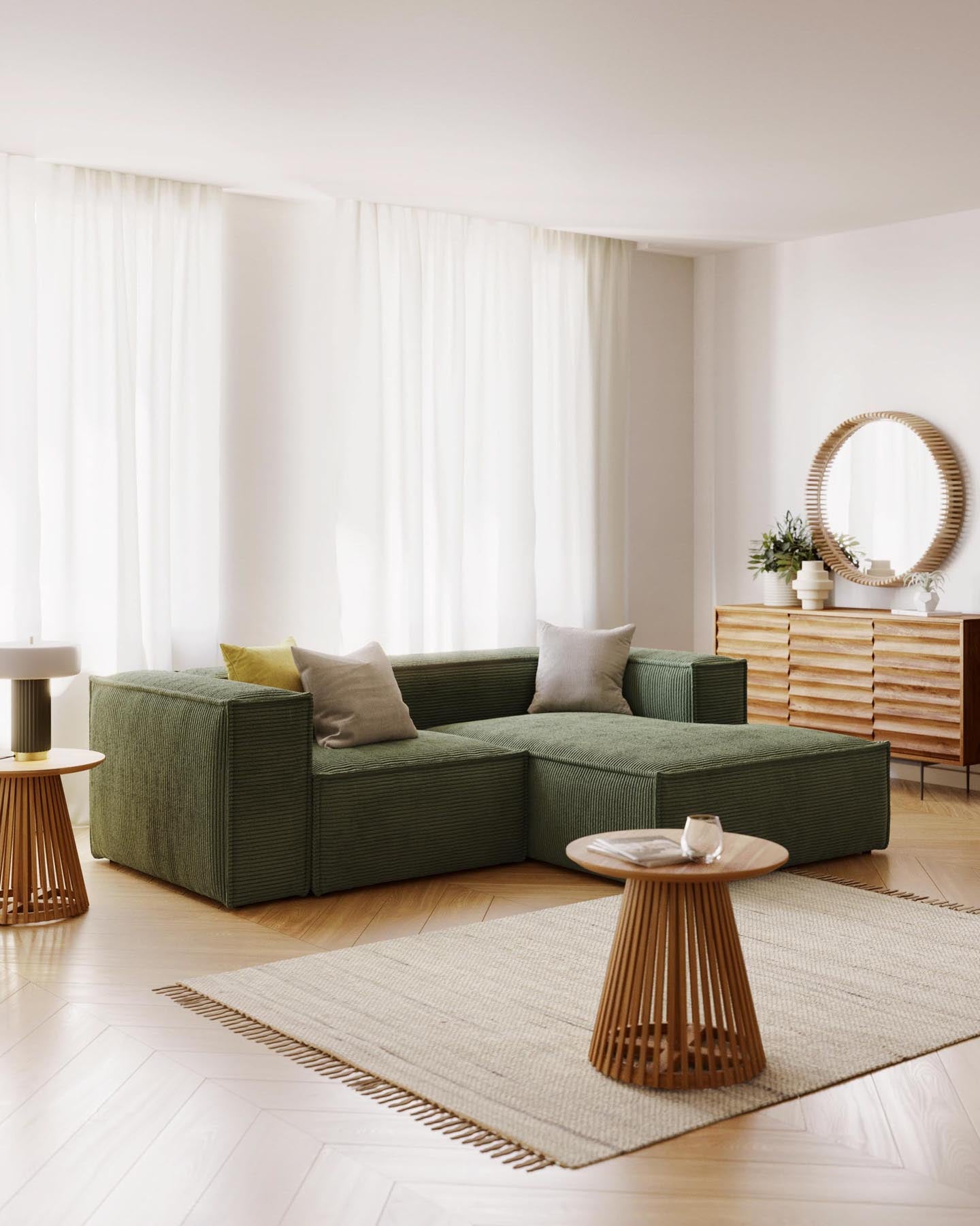 2-Sitzer-Sofa Blok mit Chaiselongue rechts, schwer entflammbar mit dickem, grünen Cord, 240 cm, FSC Mix Credit in Grün präsentiert im Onlineshop von KAQTU Design AG. 2er Sofa ist von Kave Home