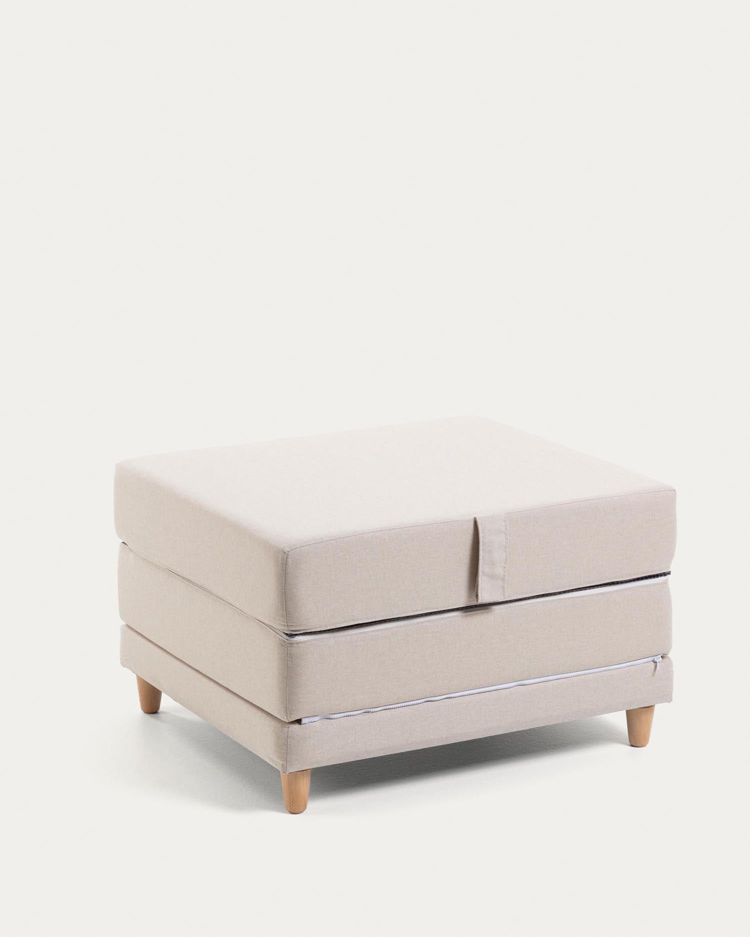 Der Lizzie Pouf von Kave Home vereint elegantes Design und Funktionalität. Ideal als Sitzgelegenheit oder Gästebett, bringt er Komfort in Ihr Zuhause.