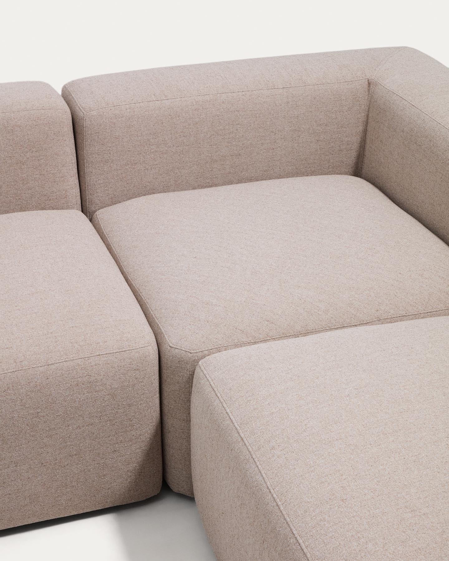 5-Sitzer-Ecksofa Blok in beiger Chenille, 320 x 320 cm, FSC Mix Credit in Beige präsentiert im Onlineshop von KAQTU Design AG. Ecksofa ist von Kave Home