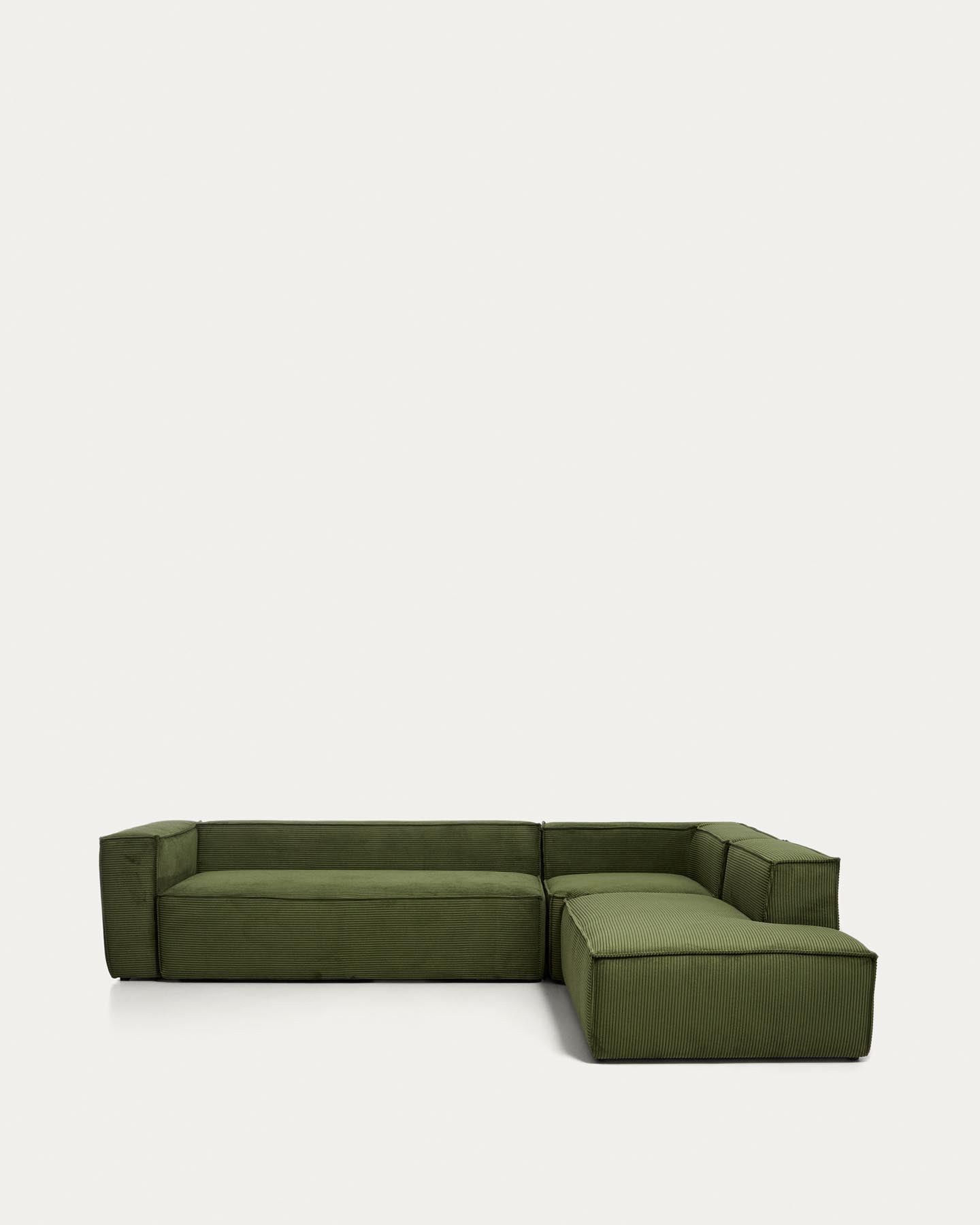5-Sitzer-Ecksofa Blok mit Randmodul links in grobem grünem Cord, 320 x 255 cm, FSC Mix Credit in Grün präsentiert im Onlineshop von KAQTU Design AG. L-Sofa links ist von Kave Home