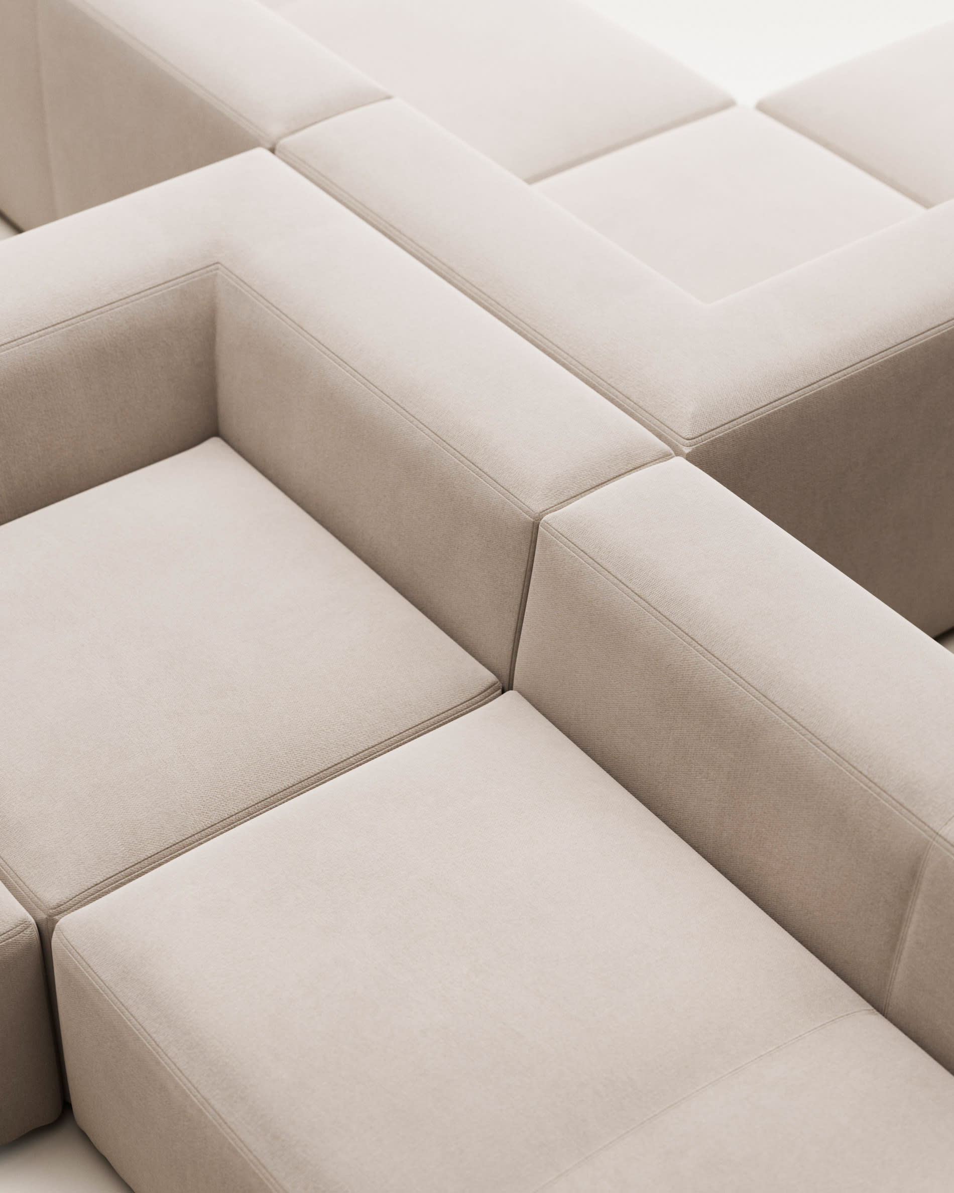 Beige Ecksofa Blok von Kave Home: 4-Sitzer, 290x290 cm, stilvolles Design, umweltfreundlich, ideal für gemütliche Abende und Familienzeit.