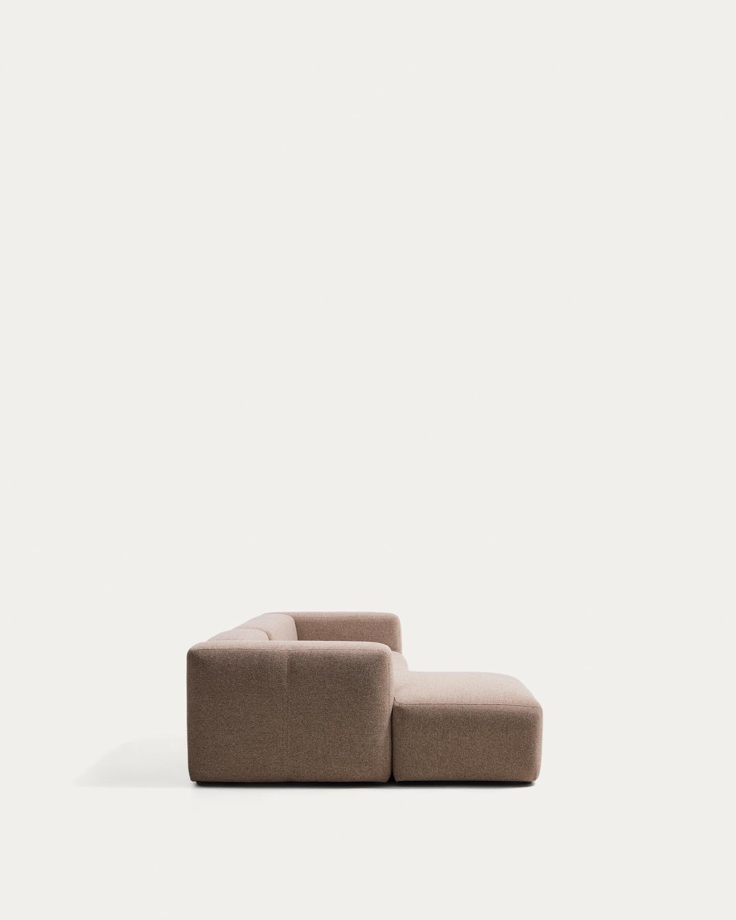 3-Sitzer-Sofa Blok mit Chaiselongue links in brauner Chenille, 300 cm, FSC Mix Credit in Taupe präsentiert im Onlineshop von KAQTU Design AG. L-Sofa links ist von Kave Home