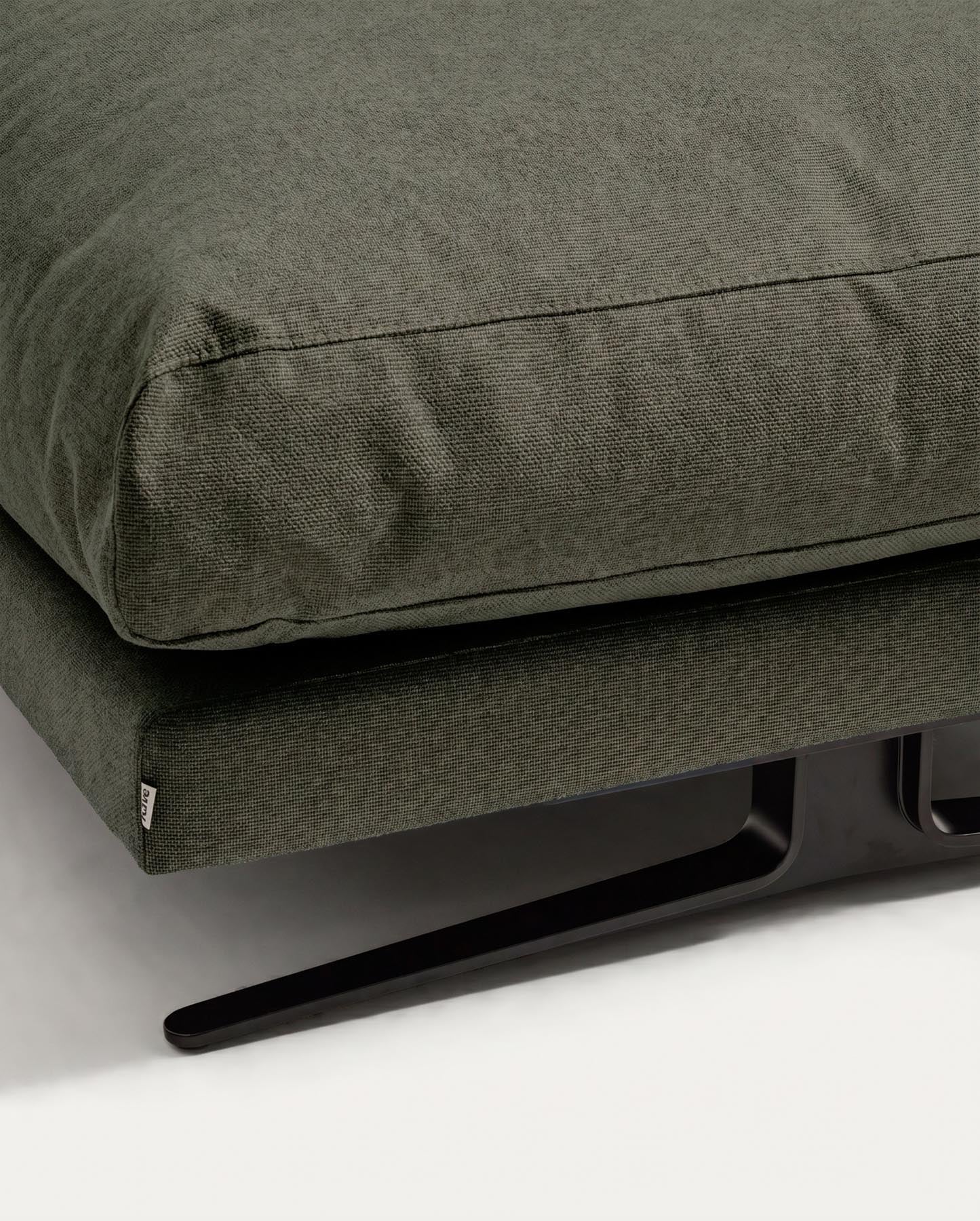Fussablage Veliro, schwer entflammbar, in Dunkelgrün mit Stahlbeinen mit schwarzem Finish, 85 x 90 cm, FSC Mix Credit in Dunkelgrün präsentiert im Onlineshop von KAQTU Design AG. Pouf ist von Kave Home