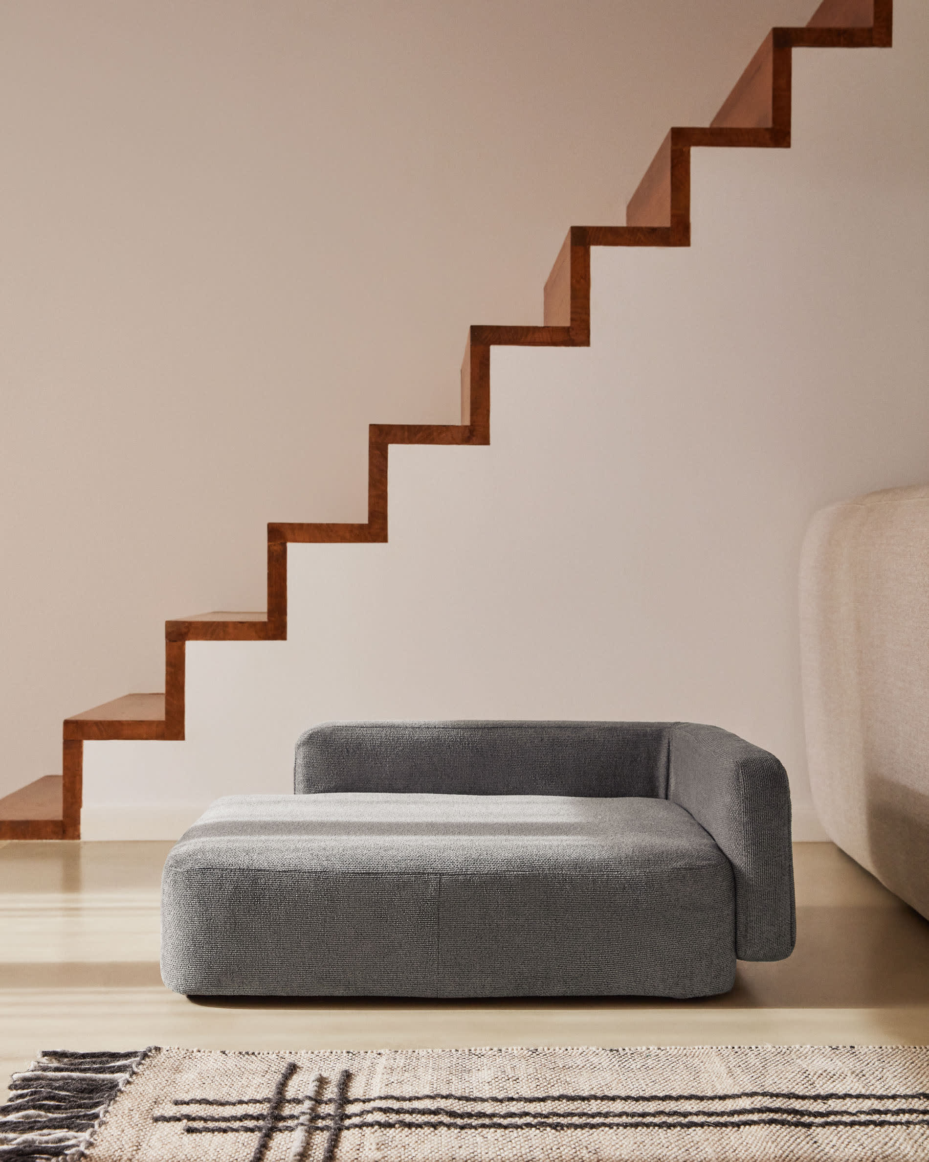 Hochwertiger Bowie Bezug für kleines Haustierbett in elegantem Dunkelgrau (63 x 80 cm) – ideal für Komfort und einfache Pflege.