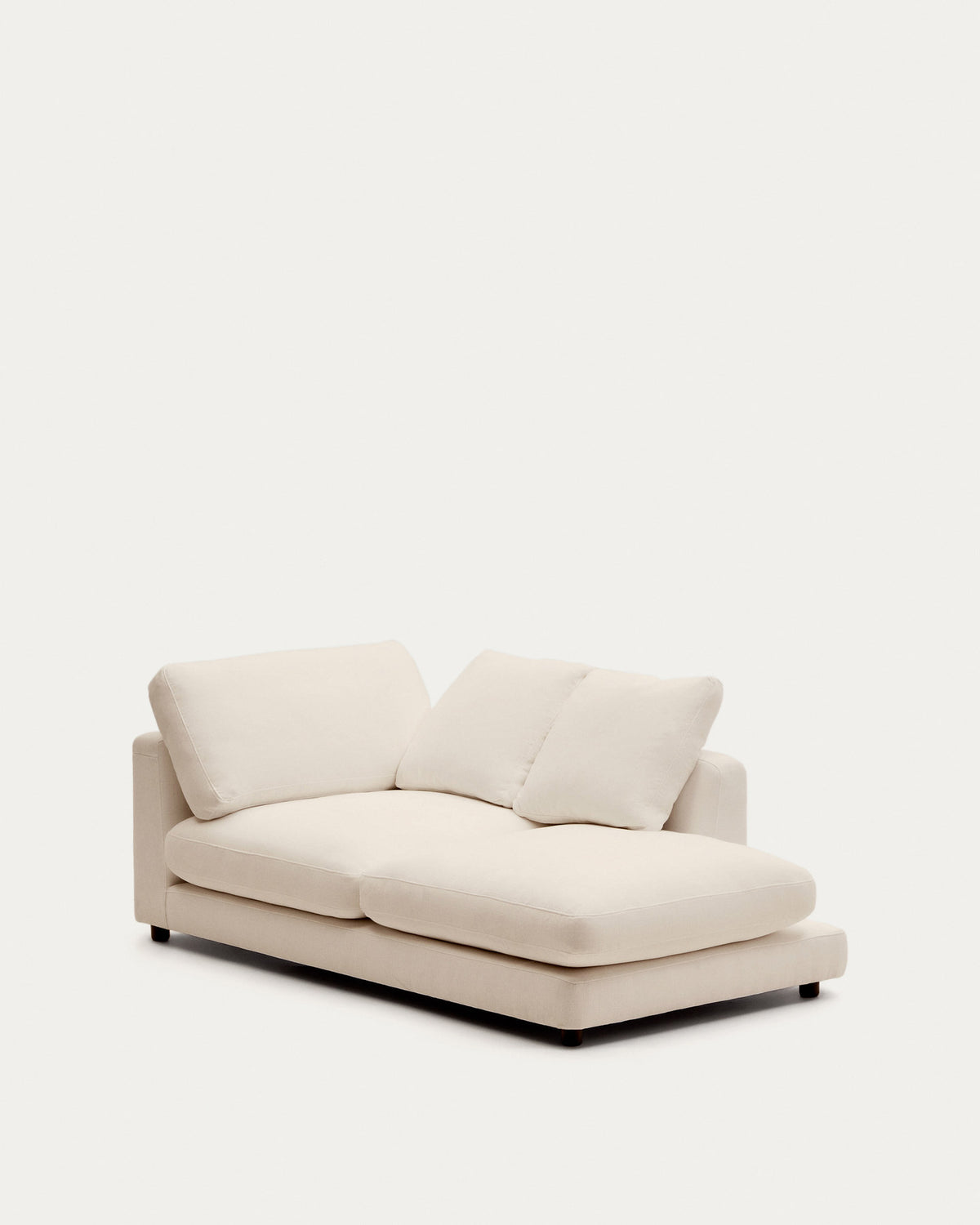 Chaiselongue Gala rechts mit beiger Chenille FSC Mix Credit 193 x 105 cm in Beige präsentiert im Onlineshop von KAQTU Design AG. Modulares Sofa ist von Kave Home