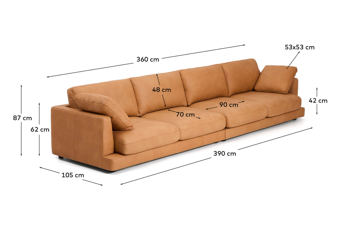 6-Sitzer-Sofa Gala in braunem Leder, 390 cm in Braun präsentiert im Onlineshop von KAQTU Design AG. 5er Sofa ist von Kave Home