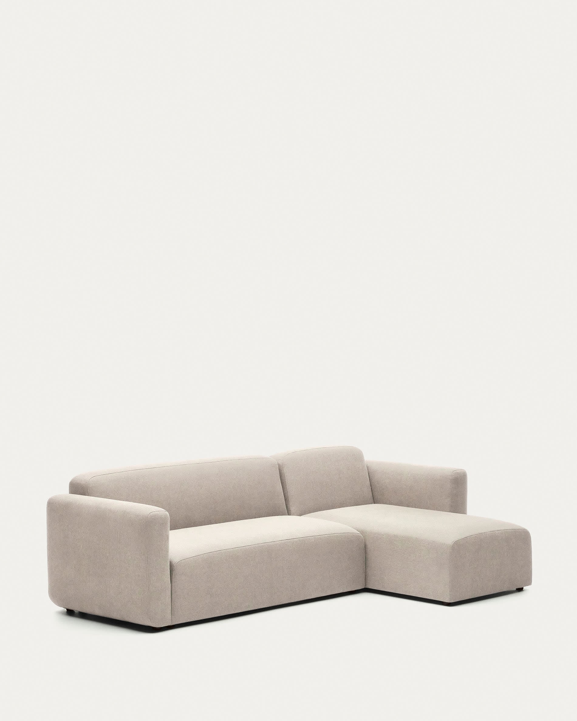 Elegantes modulares 3-Sitzer-Sofa mit Chaiselongue, beige, 263 cm, FSC-zertifiziert, von Kave Home. Komfort und Stil vereint.