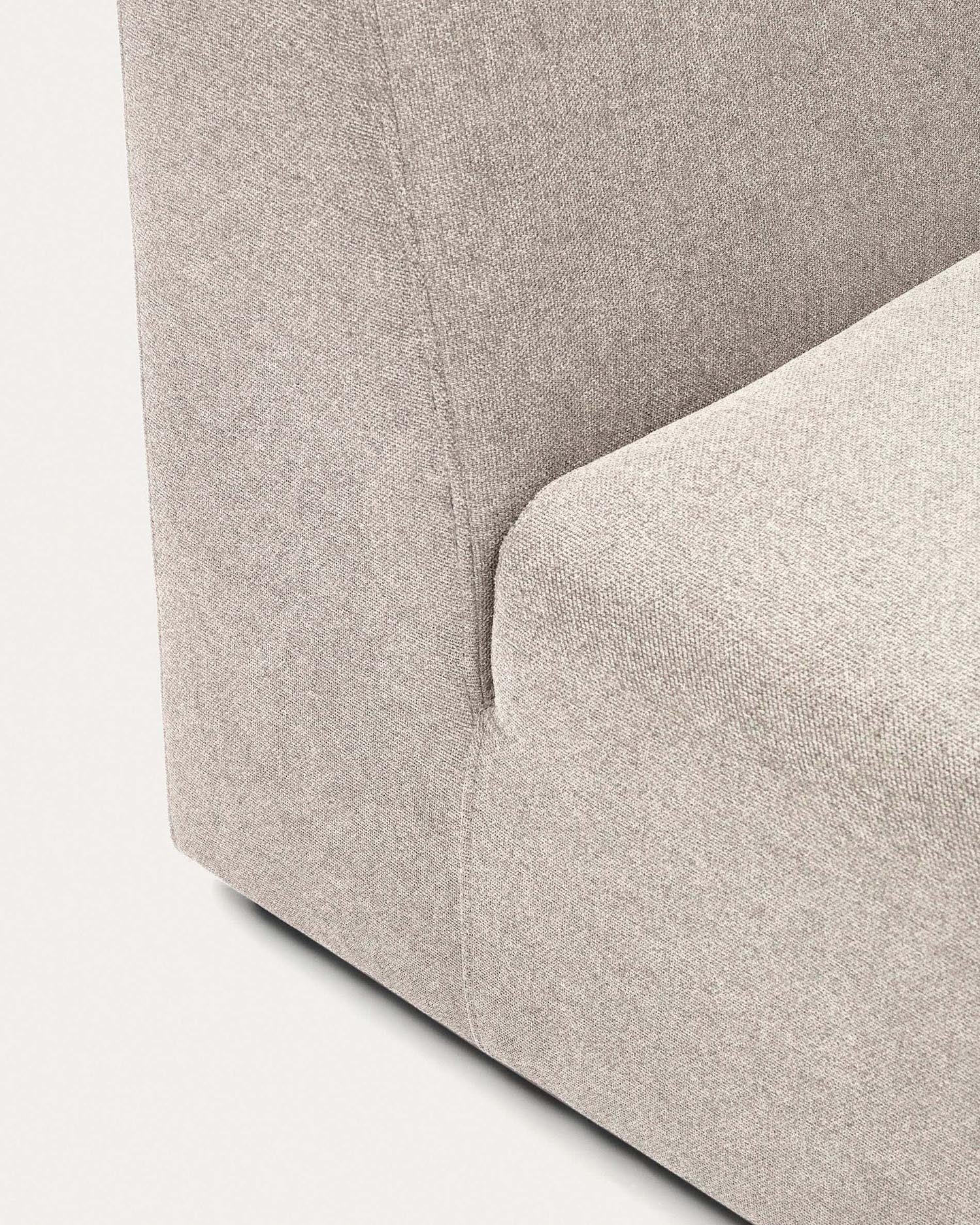 Gestalten Sie Ihr Wohnzimmer individuell mit dem Neom Chaiselongue-Modul in Beige (152 x 75 cm) von Kave Home – komfortabel, flexibel und umweltfreundlich.